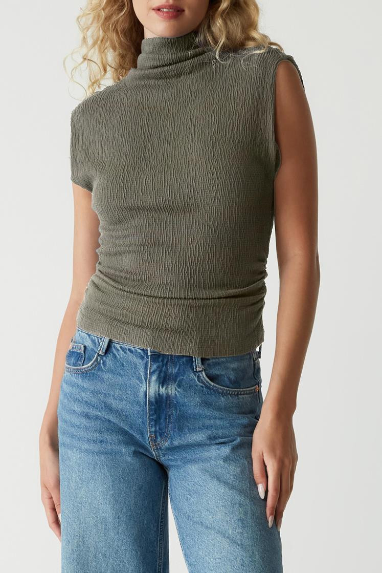 Campbell Ruched Mock Neck Top | South Moon Under