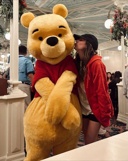 The PERFECT Disney outfit for meeting Pooh! 🍯

#LTKstyletip