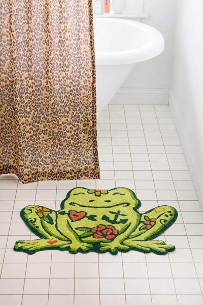 Tatted Frog Shaped Tufted Bath Mat | Urban Outfitters (US and RoW)