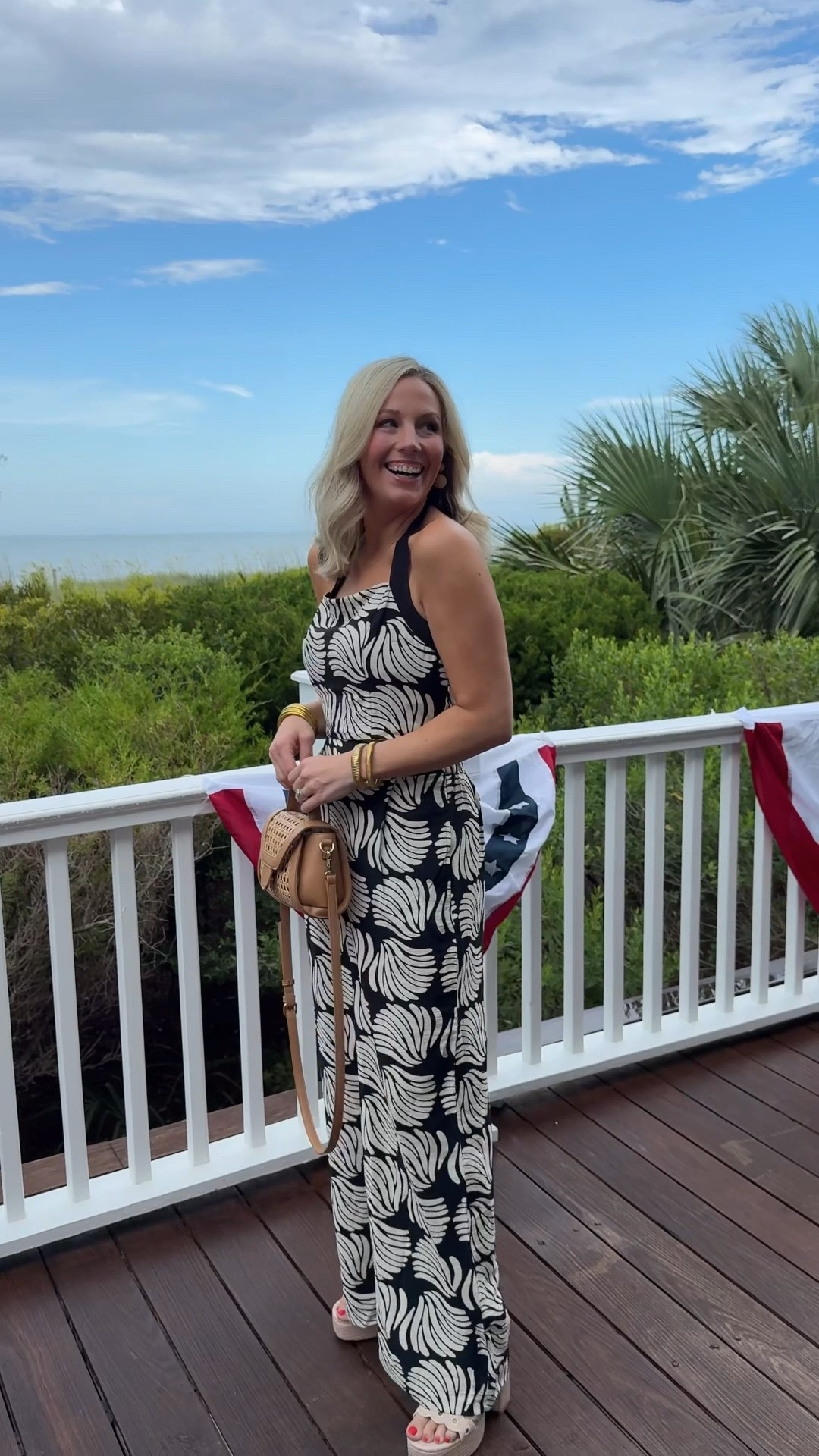 New target 2 piece! Wearing size small in both! Bag is dolce vita, shoes are Larroude 

#LTKStyleTip #LTKFindsUnder50 #LTKFindsUnder100