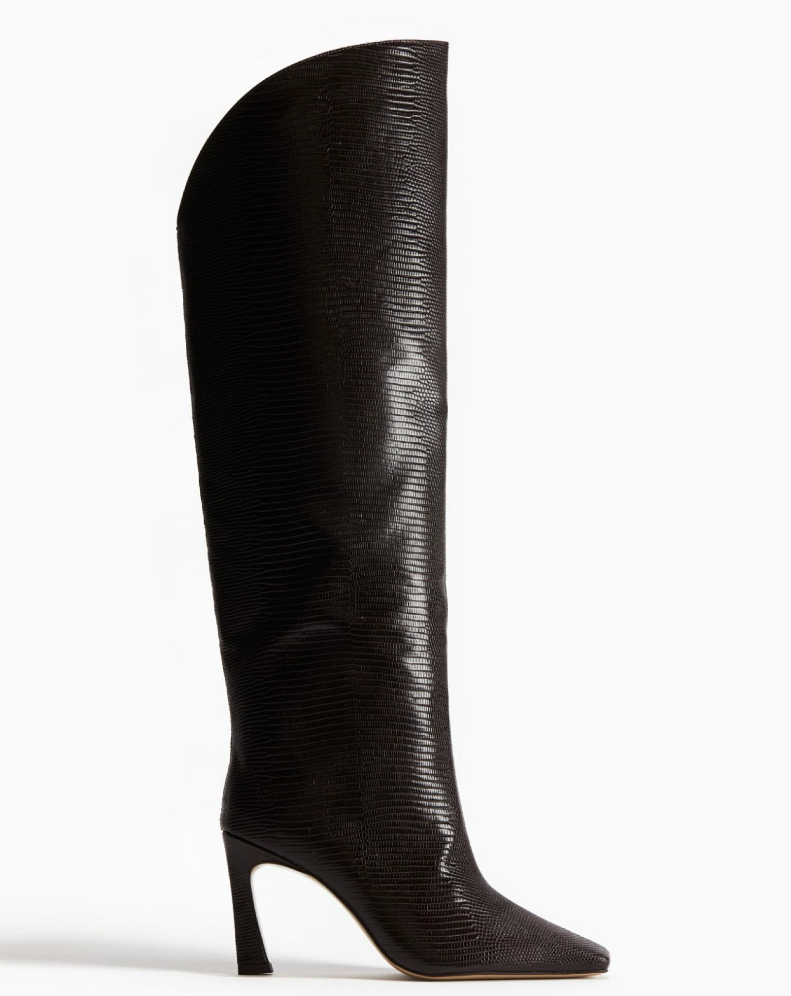 A Must!! 

#LTKSeasonal #LTKShoeCrush #LTKStyleTip