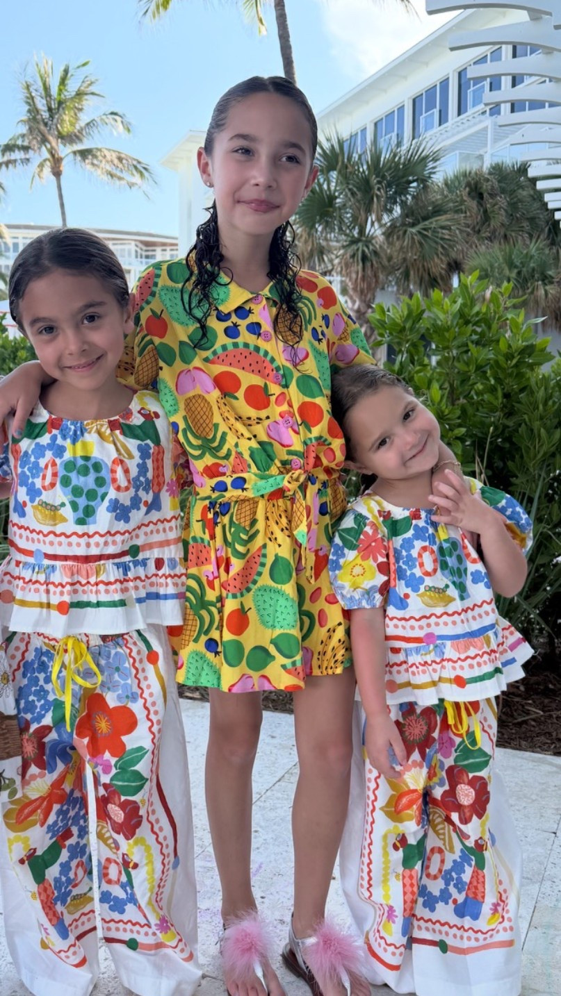 The girls’ vacation looks! They are loving the color 💛