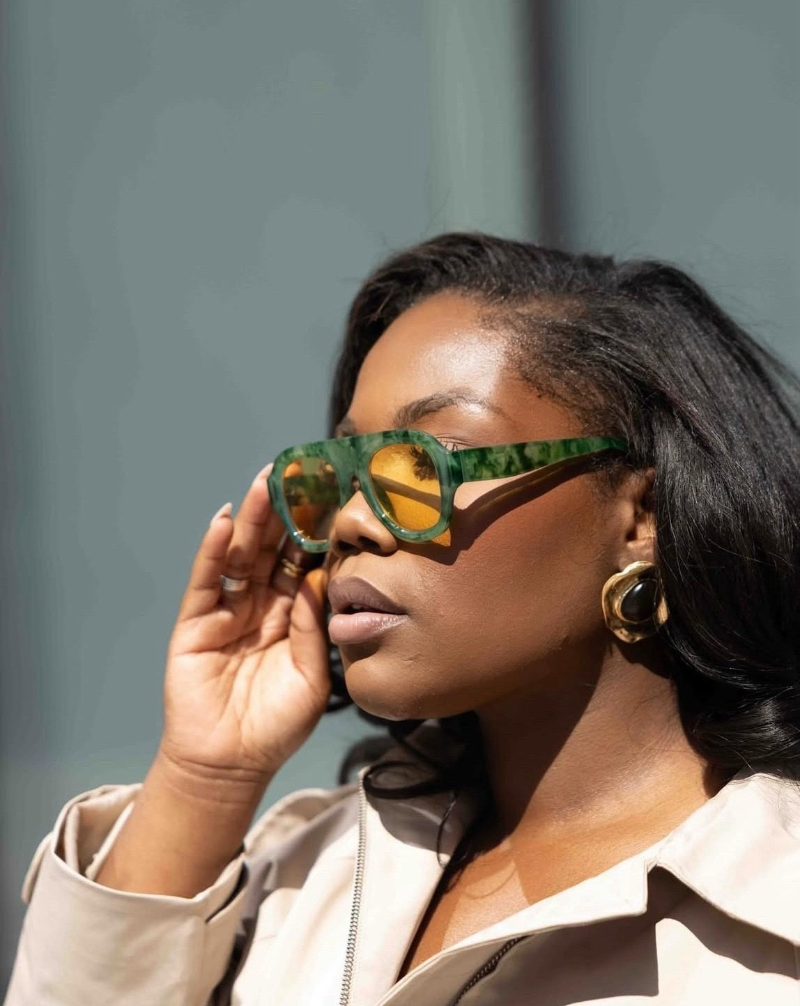 There she glows ✨ 

These sunglasses are everything and under $15!! 

Sunglasses, curvy girl fashion, Emmy petit

#LTKMidsize #LTKootd #LTKSeasonal