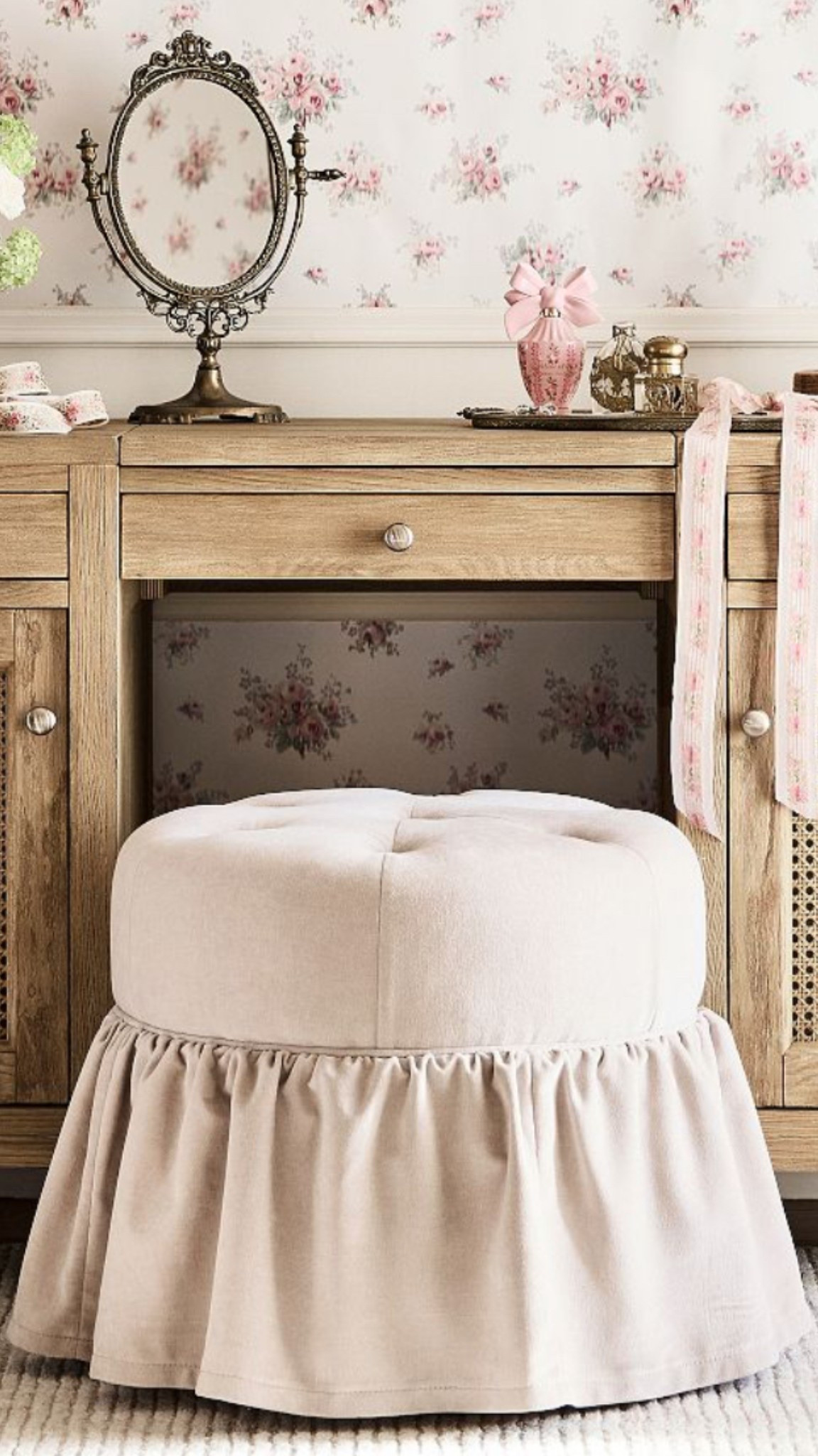 LoveShackFancy X Pottery Barn


#LTKHome #LTKGiftGuide #LTKStyleTip