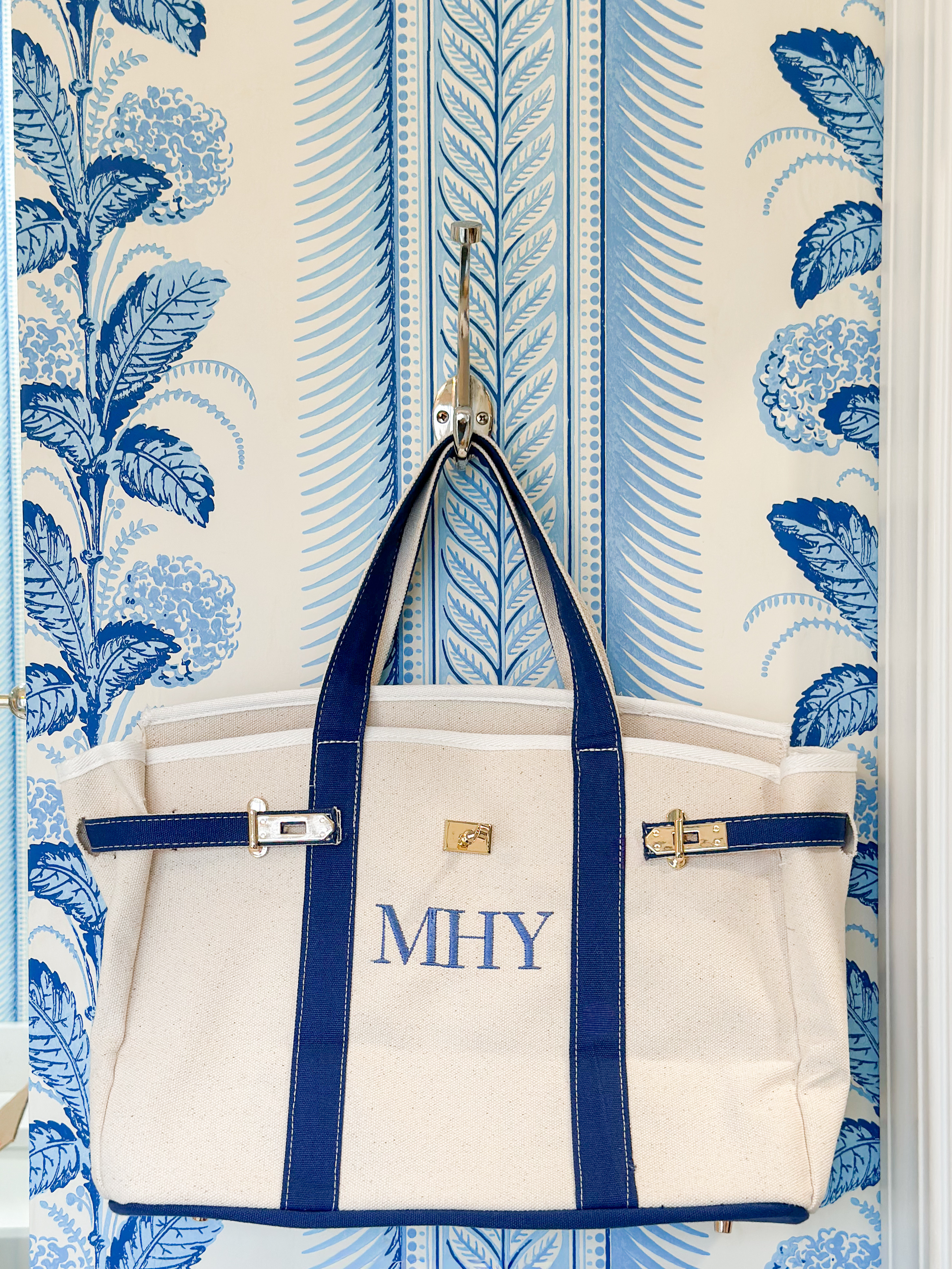 monogrammed boat tote 

 
