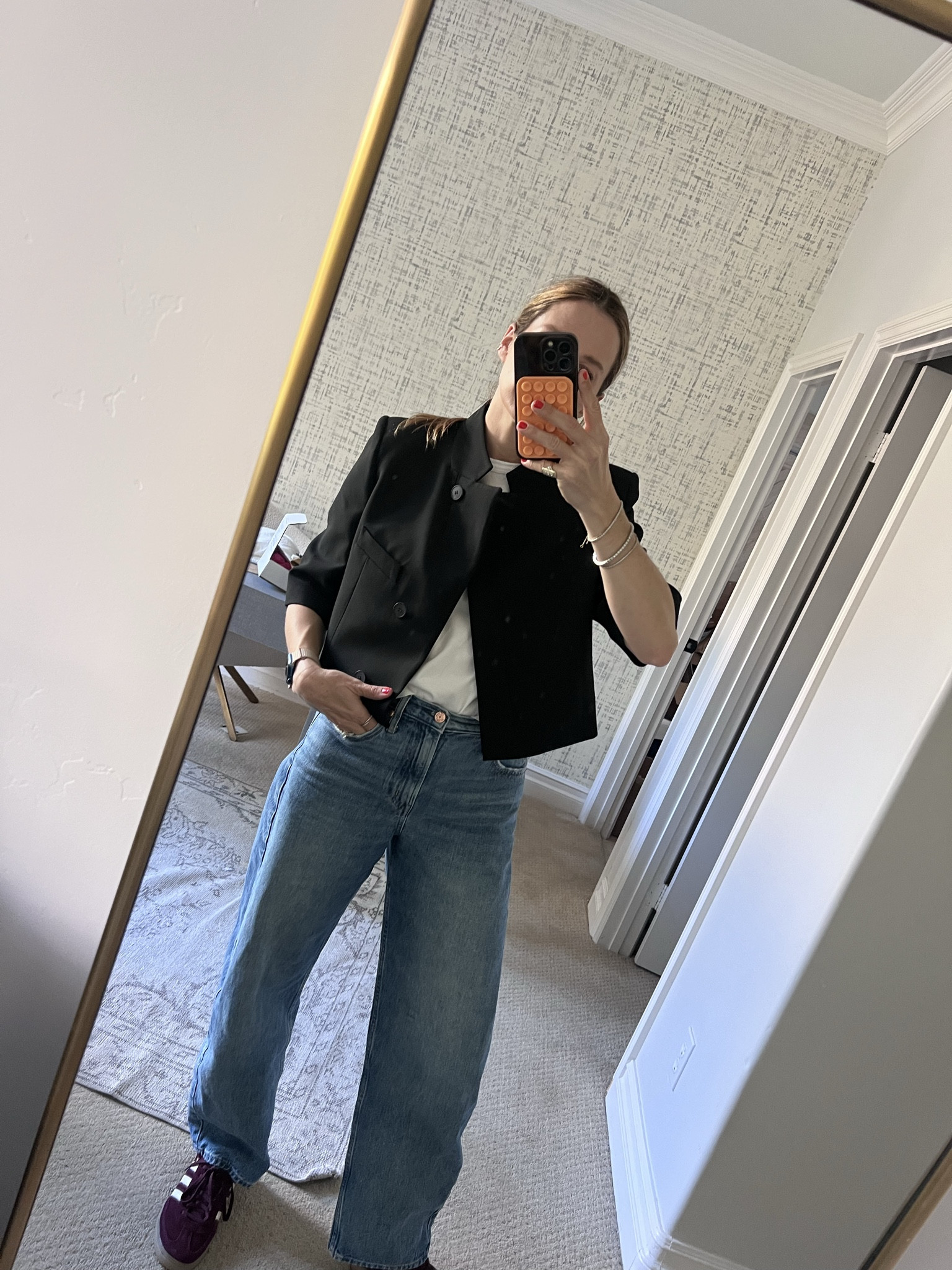 Cool girl style, easy, laser, minimalistic 90s style, Caroline Bassett Kennedy style, short, sleeved, blazer, Zara find, Zara Haul

#LTKootd