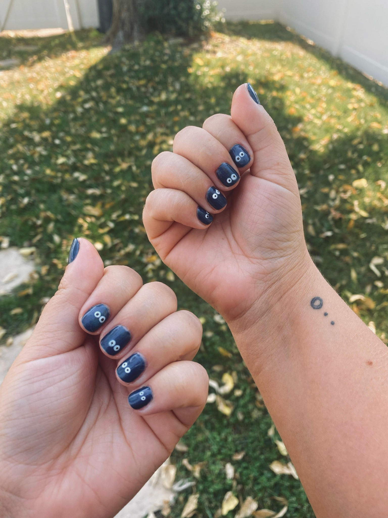 Fun new DIY gel mani for spooky season! 💅🏼 Spooky eyes looking out from the darkness 👀🌌

#LTKStyleTip #LTKHalloween #LTKBeauty