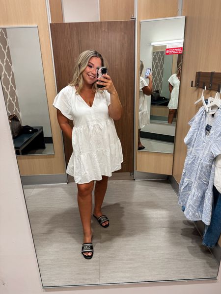 Love this $25 dress!!! Perfect to throw in the bag and go on vaca! 


Target
Target finds
Target style
Target outfits
Midsize outfits
Midsize style 
Outfit ideas for you 
Summer dresses



#LTKSeasonal #LTKFindsUnder50 #LTKMidsize