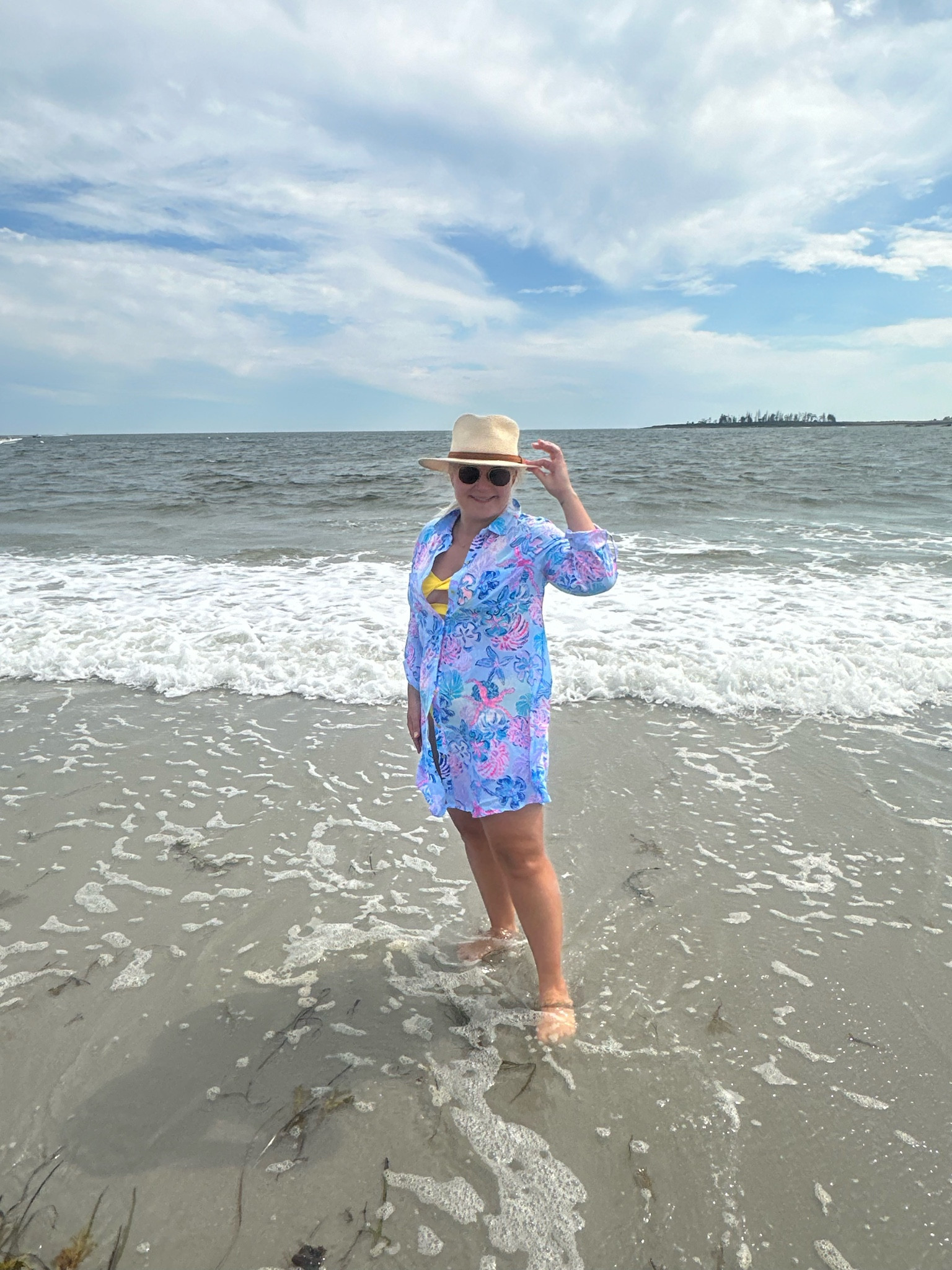 Saturday ootd. It might be the unofficial end to summer, but I am still soaking up these last warm beach days. 

#LTKSwim #LTKSeasonal #LTKStyleTip