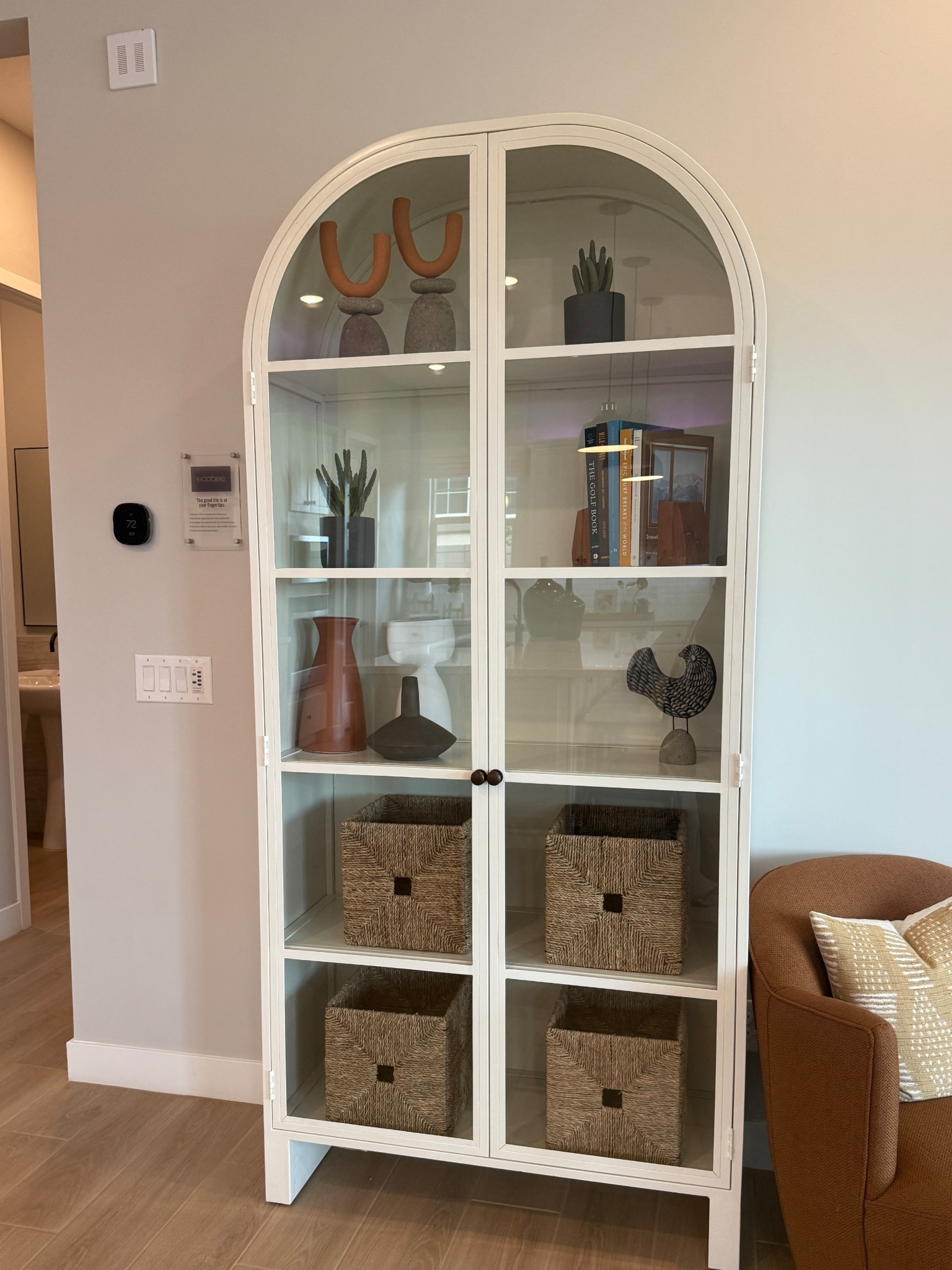 #Home #MarcWhiteCabinet #WhiteCurioCabinet #WhiteCurvedCabinet #CurvedCabinet