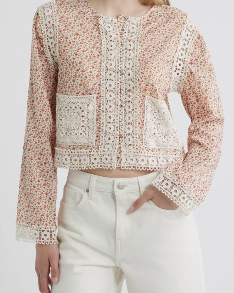 Summer jacket
Floral jacket 
Spring

#LTKSeasonal

#LTKdayinmylife #LTKgrwm #LTKootd