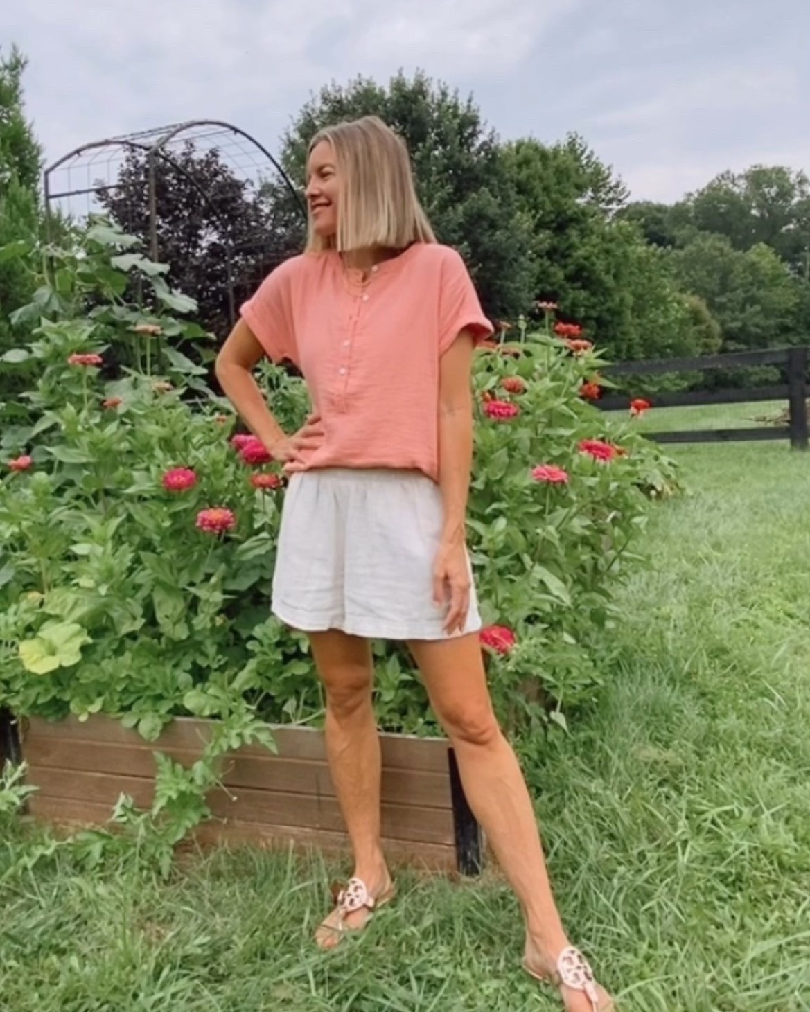 Beautiful Quince cotton gauze top in a pretty #softautumn shade of pink

I am wearing the Tory Burch sandals in rose gold (color no longer available )

#LTKFindsUnder50 #LTKOver40 #LTKPetite