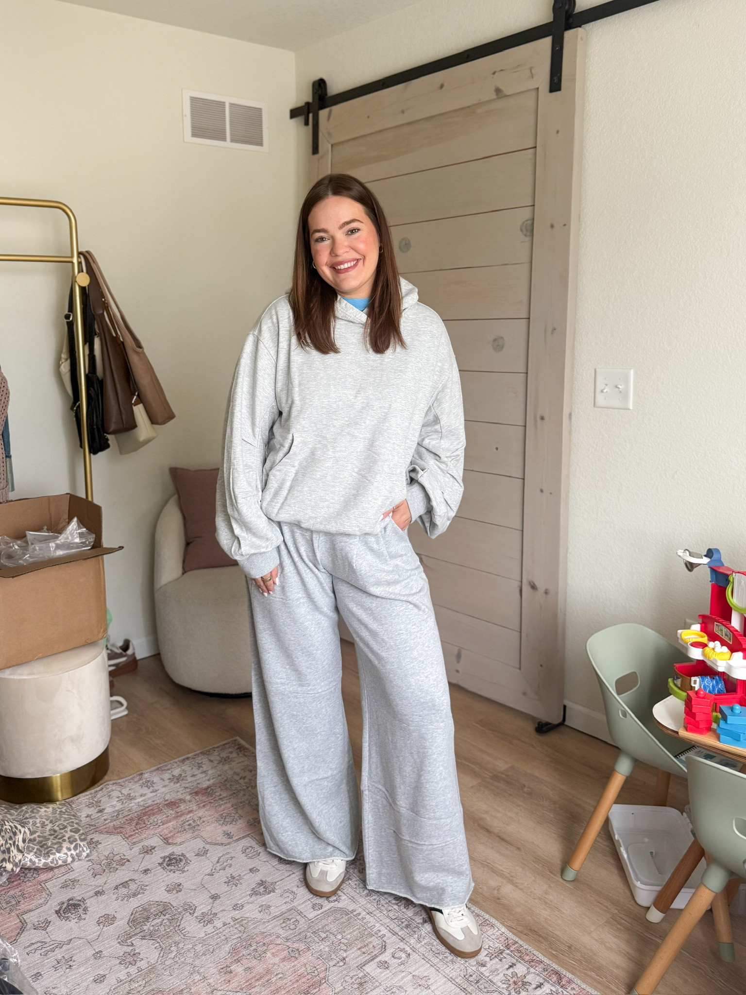 Summer to Fall transition Aerie look! 
Size M Sweatshirt 
Size M Pants 

#MidsizeFashion
#MidsizeStyle
#MidsizeMom
#MidsizeMomStyle
#MidsizeOutfits
#MidsizeOutfitInspo
#MomStyle
#MomOutfits
#MomFashion
#SummerToFall
#SummerToFallOutfits
#TransitionalOutfits
#FallTransitionOutfits
#SummerFallStyle
#EarlyFallOutfits
#FallOutfitInspo
#FallFashion
#FallStyle
#CasualMomStyle
#EverydayMomStyle
#EverydayOutfits
#CasualOutfits
#MomUniform
#RealMomStyle
#OutfitInspiration

#LTKootd #LTKmomlife #LTKMidsize