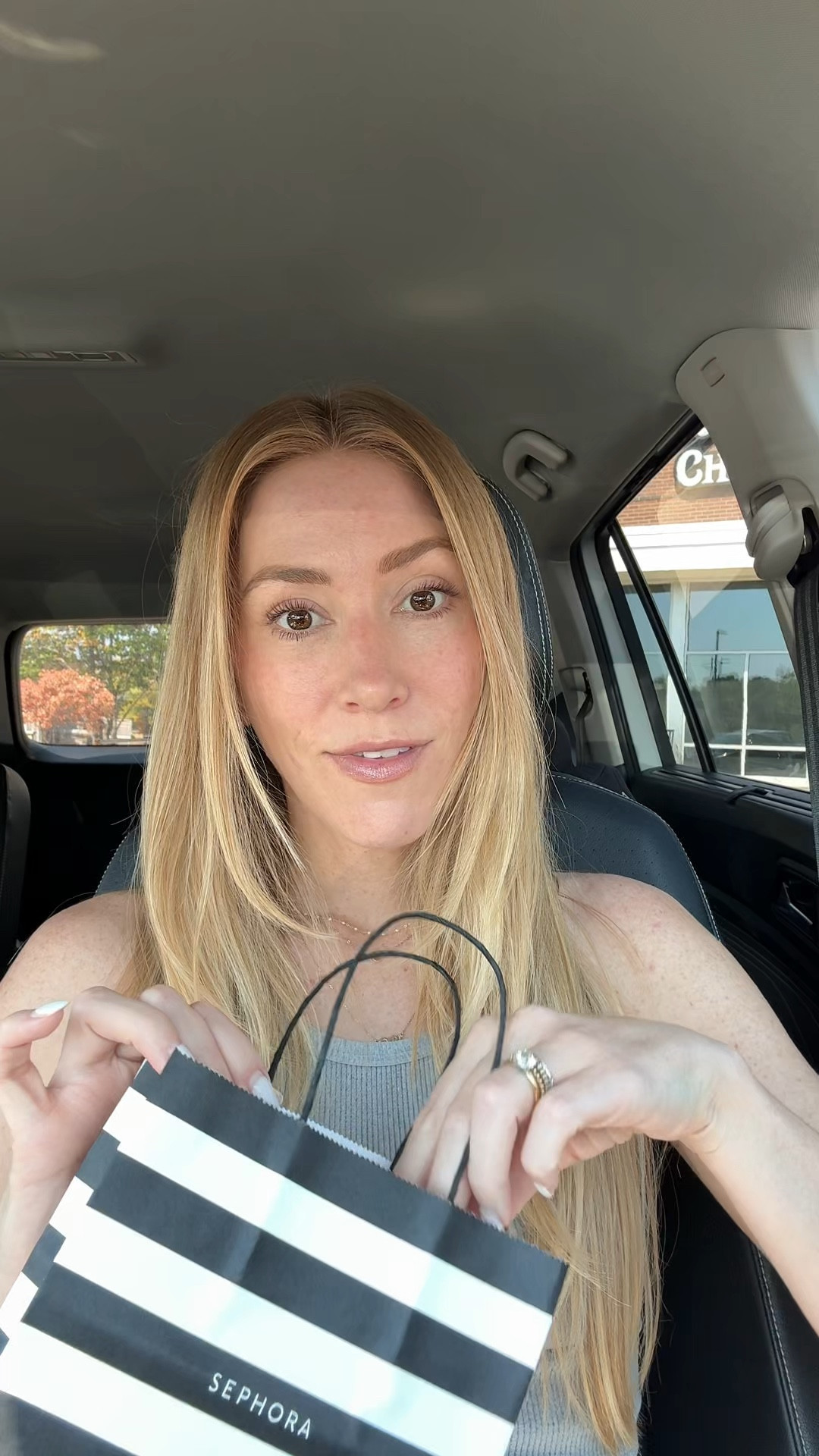 Fav lip and my new blush im loving 

#LTKBeauty