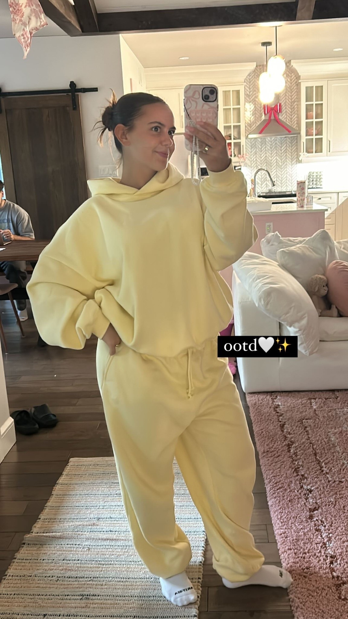 Perfect butter yellow sweatset 

#LTKFindsUnder100 #LTKActive #LTKStyleTip