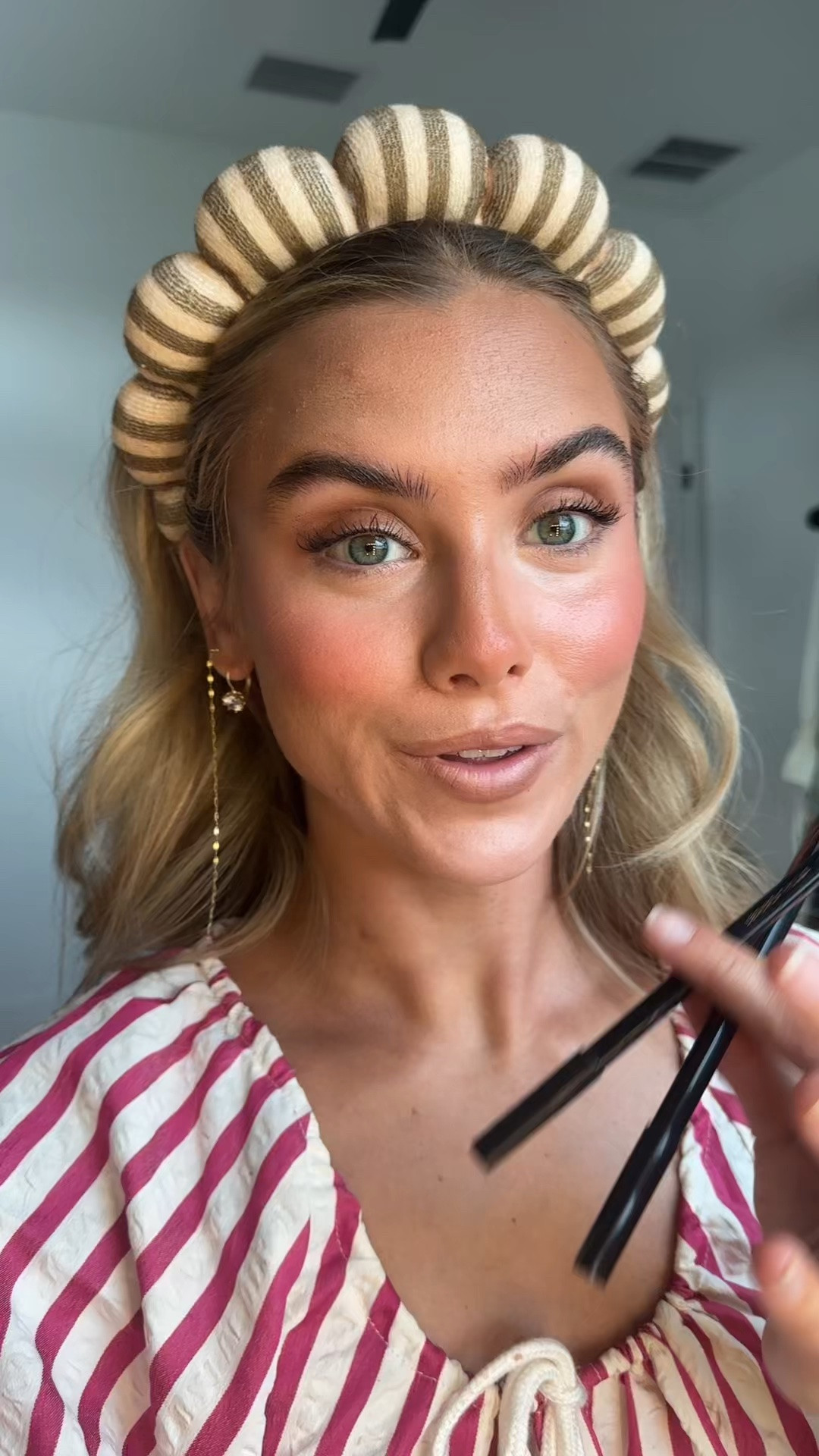 Lip Liner delivers seamless shaping, contouring and color payoff with extreme precision. Sculpt and define lips with the creamy (never shiny or slippery) formula or fill in lips with smooth, velvety-matte color that doesn’t feather. Customize, contour and perfect your lip look with the versatile shade range. @anastasiabeverlyhills

#LTKgrwm #LTKselfcare #LTKBeauty