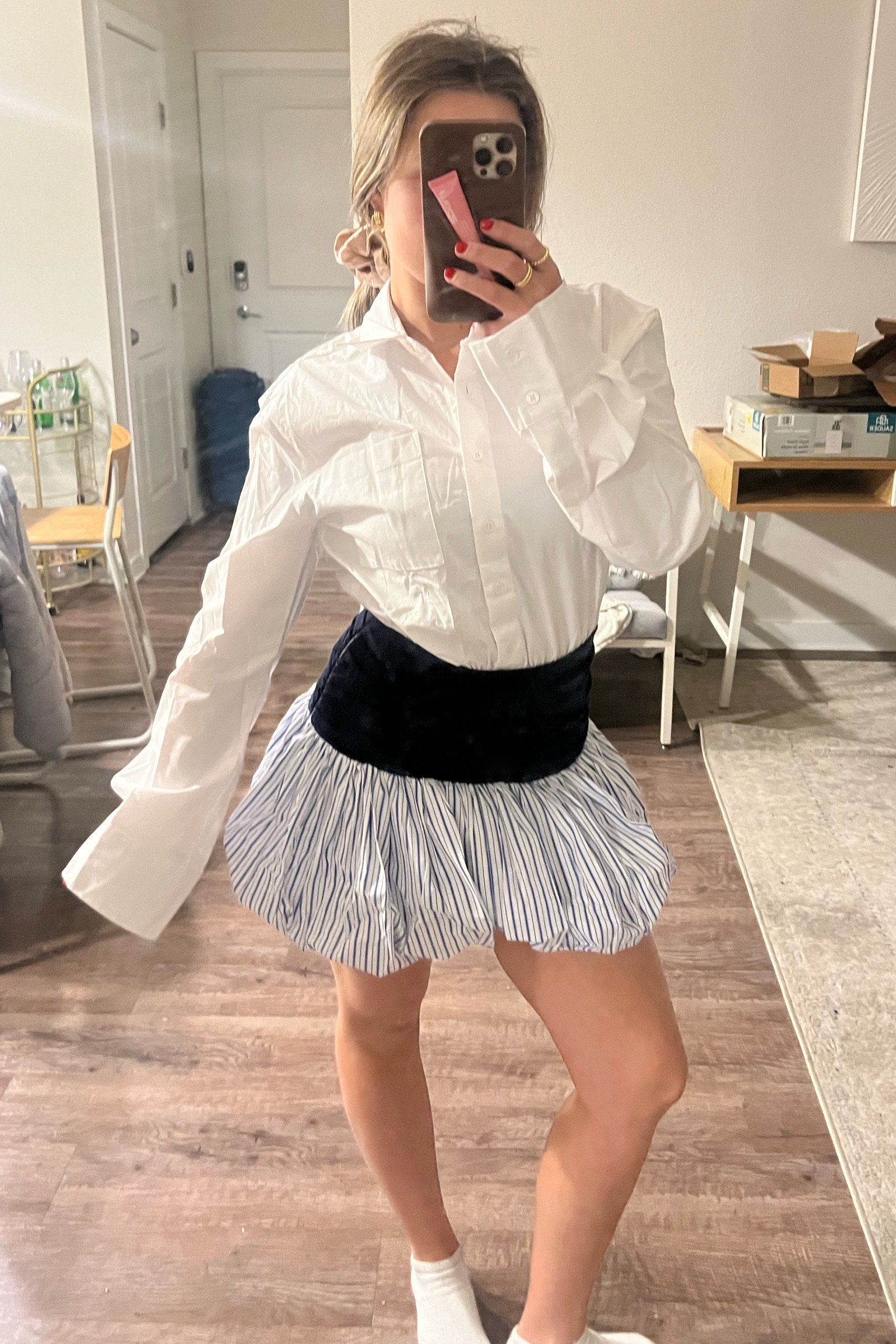 The cutest modest puff dress💙💙💙
& it’s on sale !!!




Puff dress / dress for work / outfit for work / button down dress / chic outfit / chic dress 

#LTKStyleTip #LTKWorkwear #LTKSeasonal