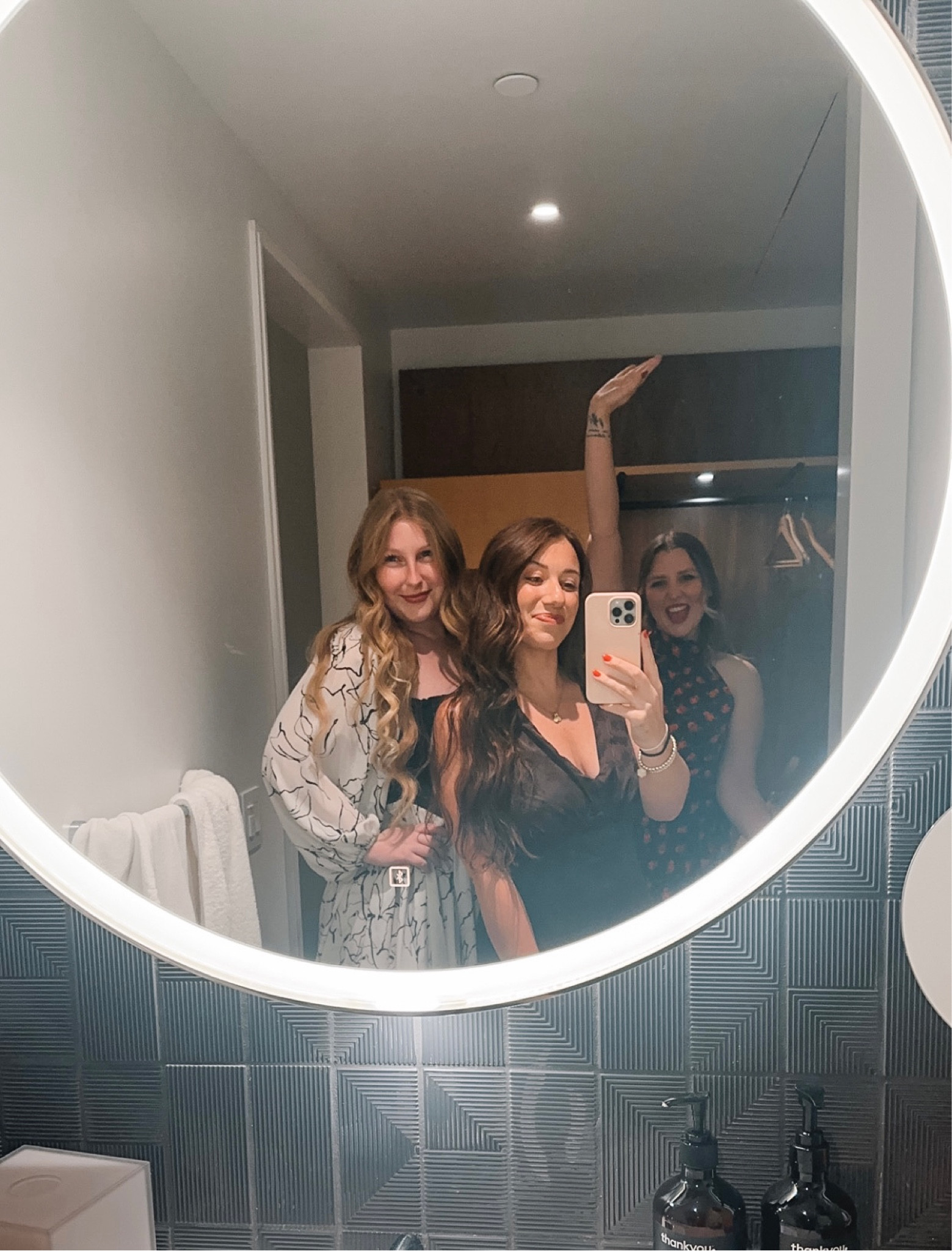 Girls night out looks 💄 

#LTKTravel #LTKParties #LTKStyleTip