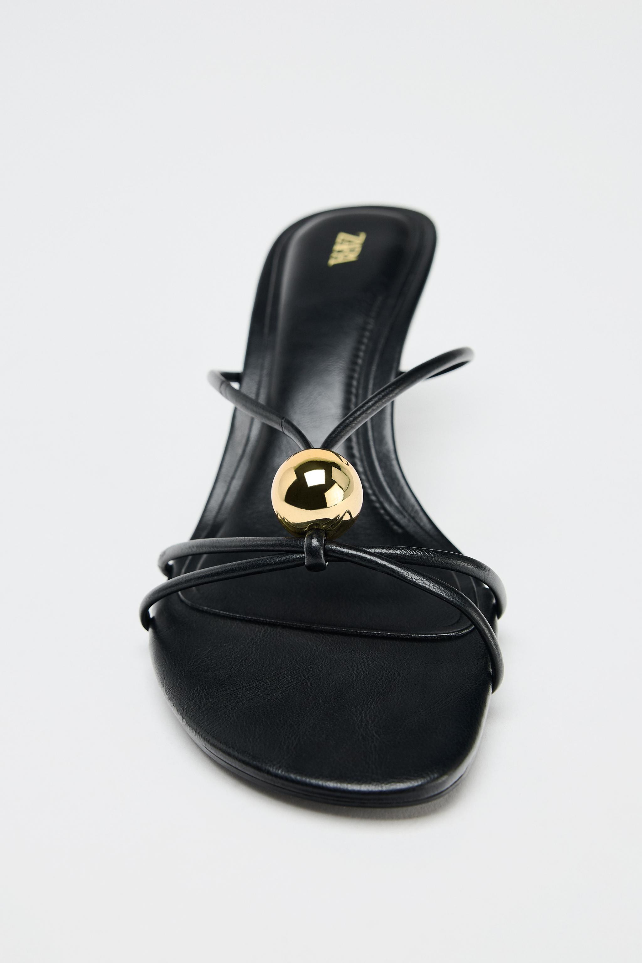 SANDALS WITH METALLIC DETAIL | Zara US