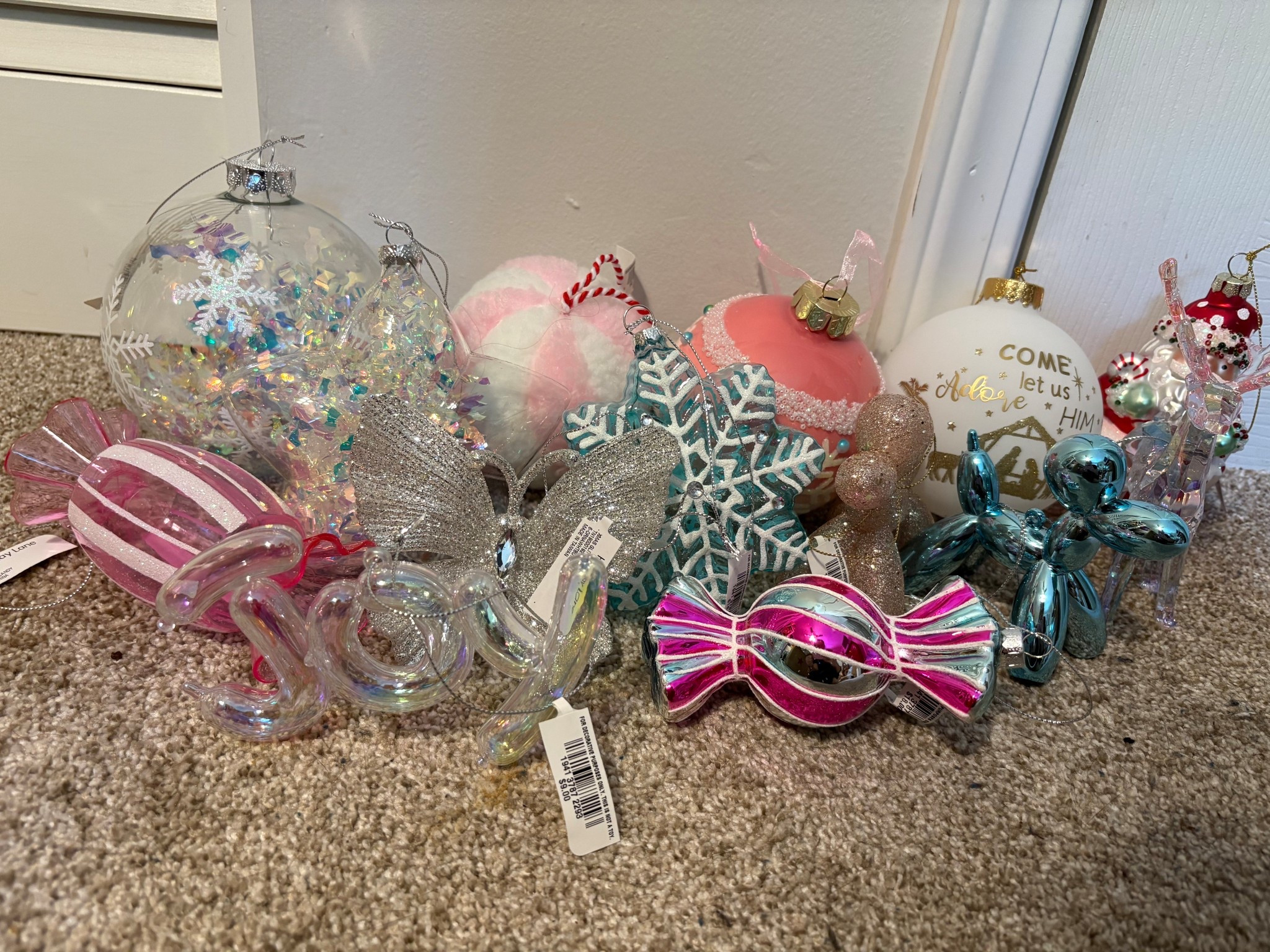 #macys knows the way to my heart!! These ornaments from Holiday Lane are beautiful!!

It’s never too early to make Christmas! Shop these stunning pieces before they’re gone 🍬

#christmas #ornaments

#LTKSeasonal #LTKFindsUnder50