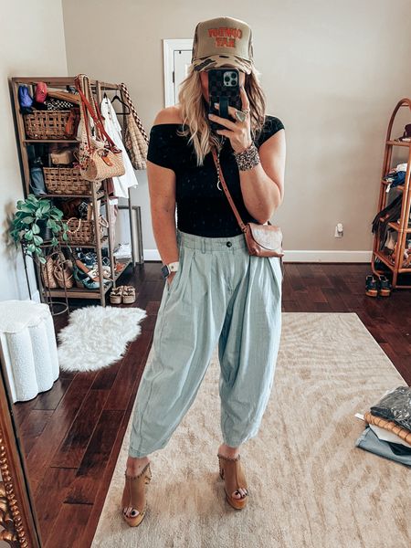 DATE NIGHT LOOK ✨🖤
•This top is too cute and perfect for date night with the off shoulder style! 
•These denim pants are adorable and available @threebirdnest save with code MANDIE 
Top - M
Pants -M
Sandals - TTS


#LTKStyleTip #LTKFindsUnder50 #LTKOver40