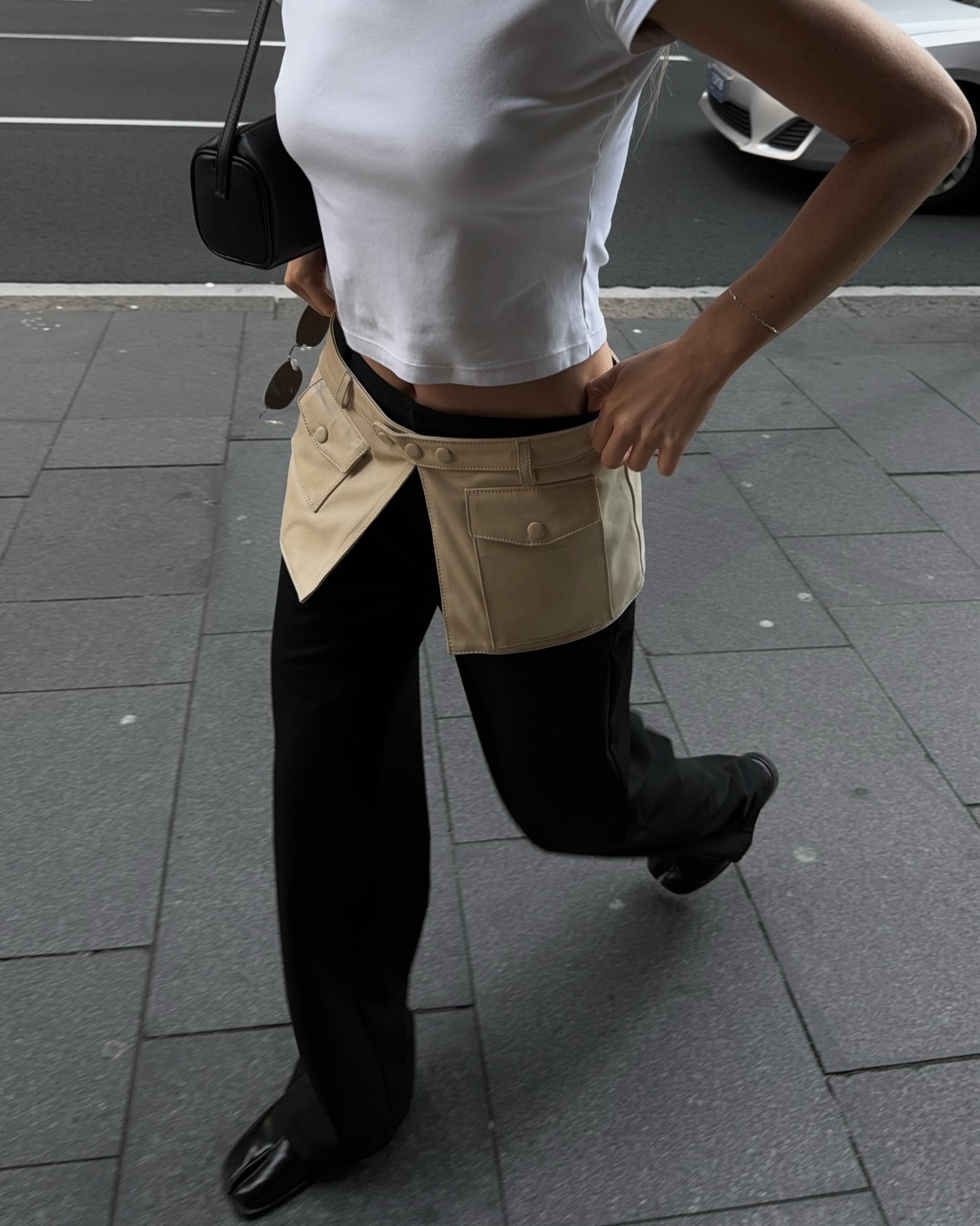 truly rinsing and repeating this outfit

tags; outfit inspo, style inspo, ootd 🩶