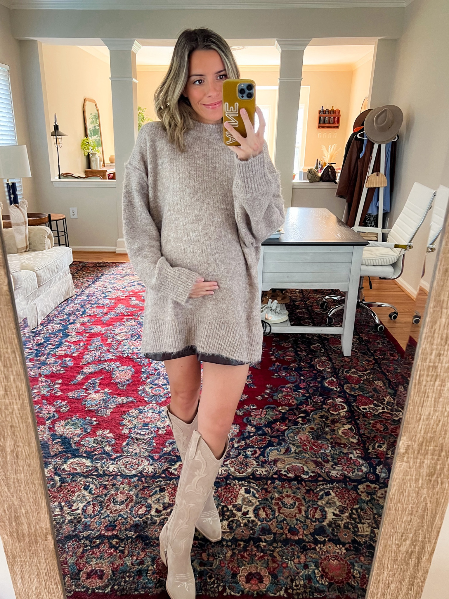 sweater size small 

#LTKfindsunder50 #LTKfindsunder100 #LTKstyletip