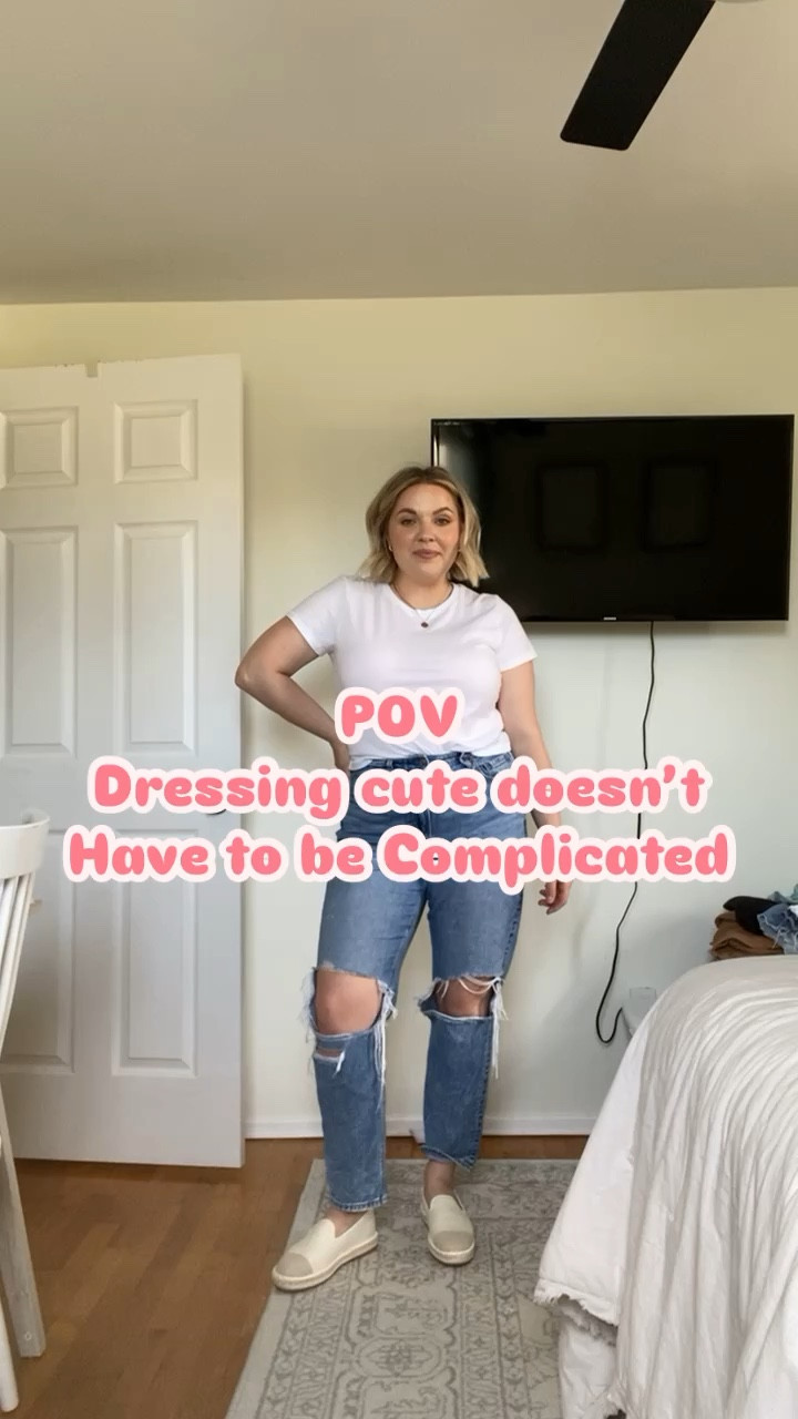 
Summer ootd // white t // basics // Target find // affordable style 



#LTKSummerSales #LTKStyleTip #LTKMidsize