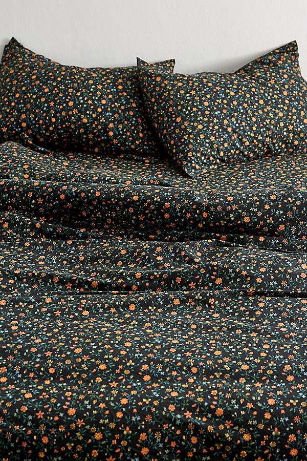 Clarissa Floral Vine Duvet Cover Set in Black at Urban Outfitters | Urban Outfitters (US and RoW)