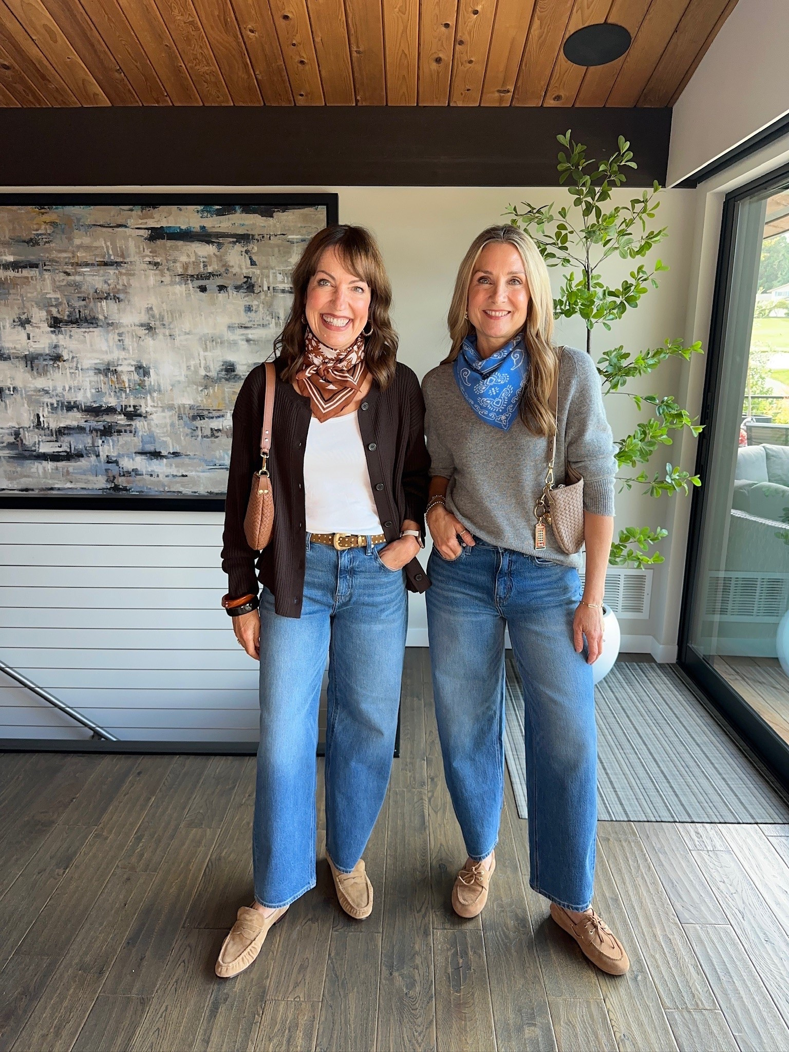 Barrel jeans… we thought they might drift off as a trend, but it seems they’re here to stay! How can we take them from Frumpy to Fab?? First find a barrel jeans that’s not TOO extreme, (these from @Quince are our pick!), wear a slimmer, lighter shoe, and show your waist to elongate your legs! We also added on trend scarves to add visual interest. Tell us, would you wear barrel jeans??

#LTKgrwm #LTKootd #LTKSeasonal