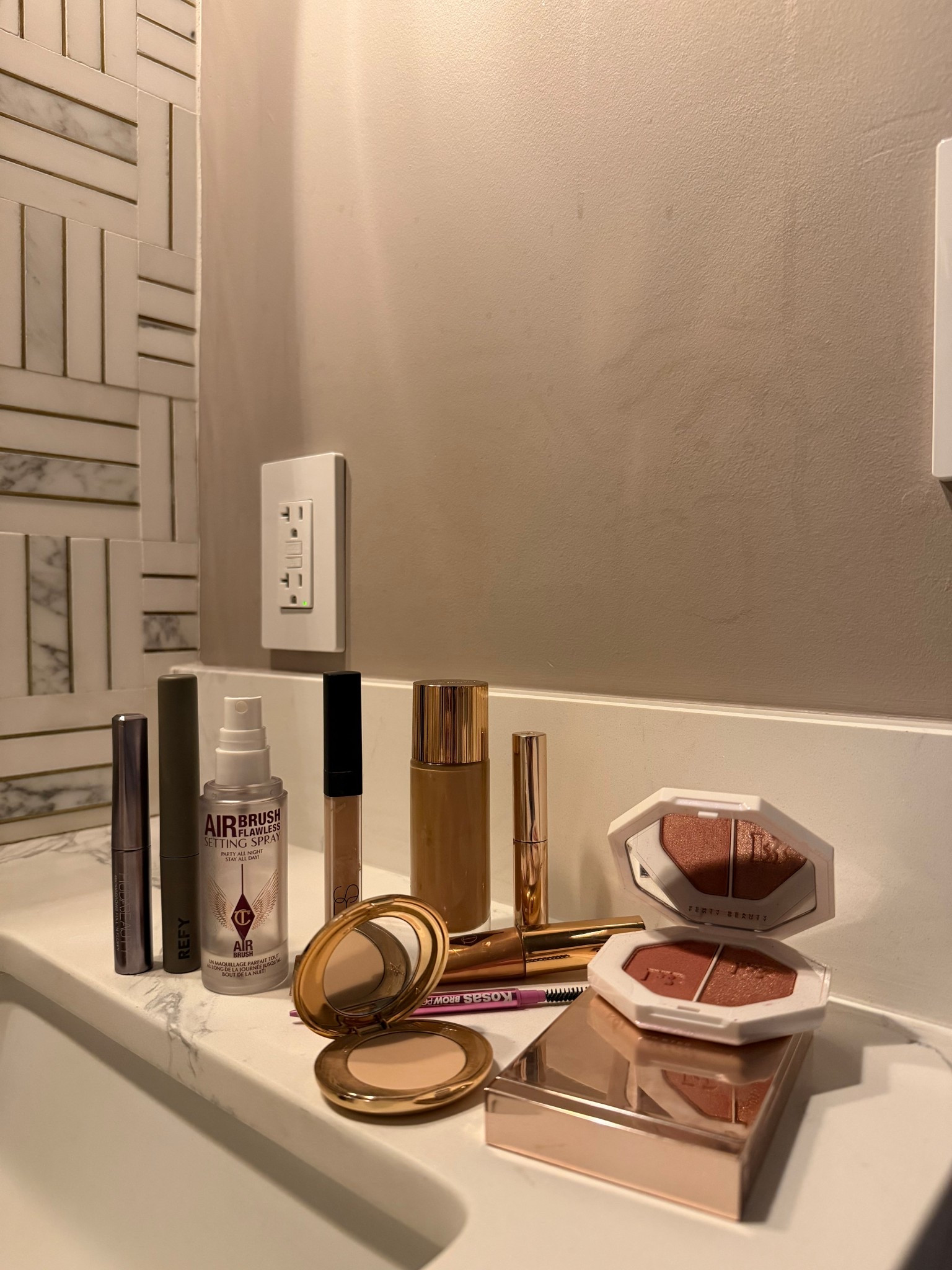 Sephora Sale must haves! These are the items I keep in my makeup bag down stairs as my easy 10 minute everyday mom makeup. Here’s why I love these: 

Concealor- used this concealer for 10 years

Pressed powder- best pressed powder in the game, makes you look airbrushed!

Font blush- the BEST blush!! Its a highlighter/brush duo 

Eyebrow pencil- looks like real hair strokes! Amazing for filling in sparce hairs

Eyeshadow pallate- my go to for an elevated everyday look

Lipliner- best nude lip liner that stays all day