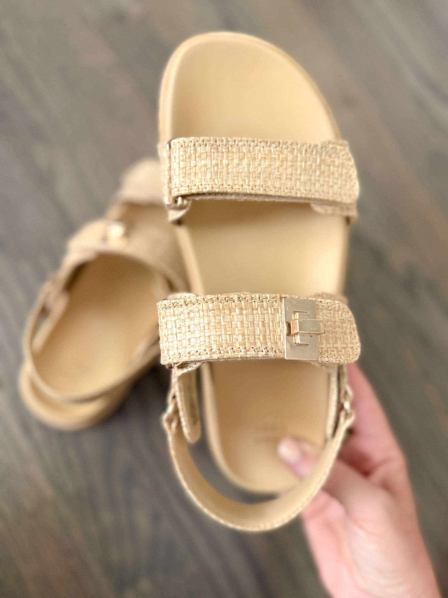 25% off women's shoes at Target today!



#LTKootd #LTKSaleAlert