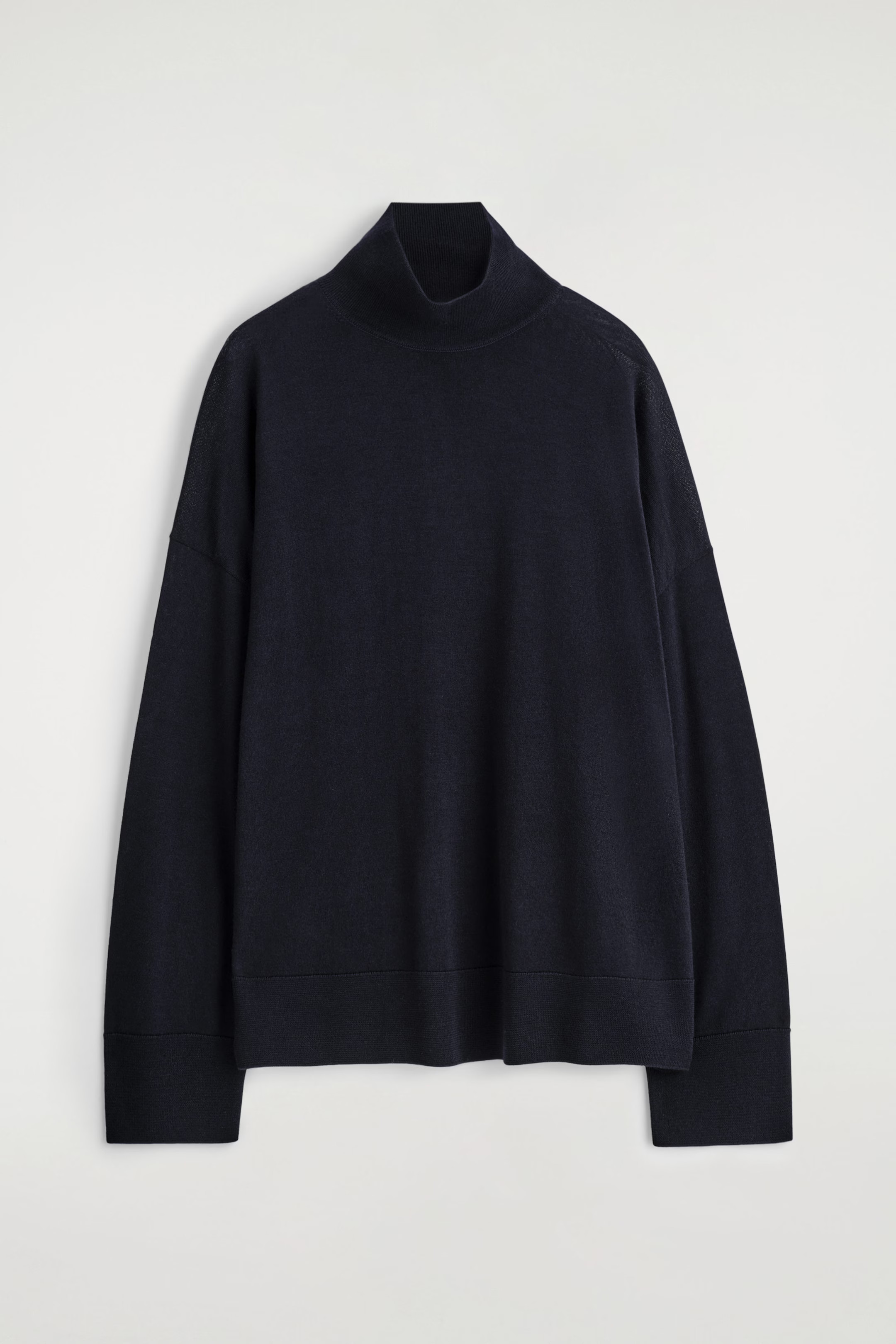 MERINO WOOL TURTLENECK JUMPER - NAVY | COS GB | COS UK