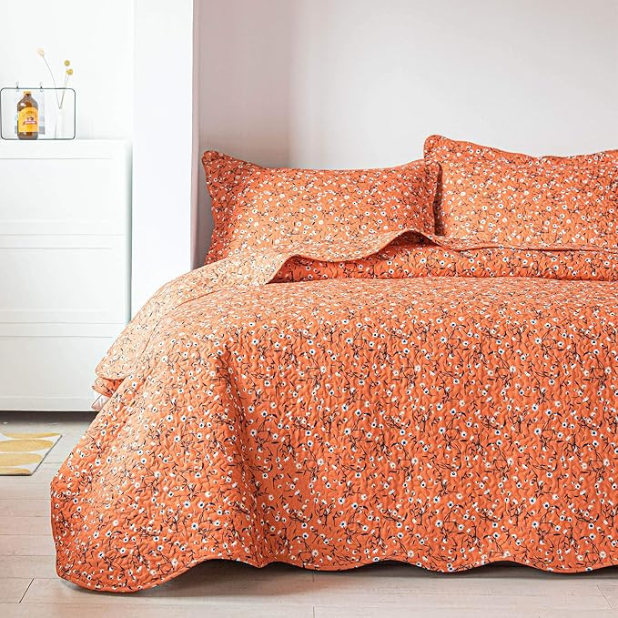 HoneiLife Floral Quilt Set Queen - 3 Piece Microfiber Quilts Reversible Bedspreads Patchwork Cove... | Amazon (US)