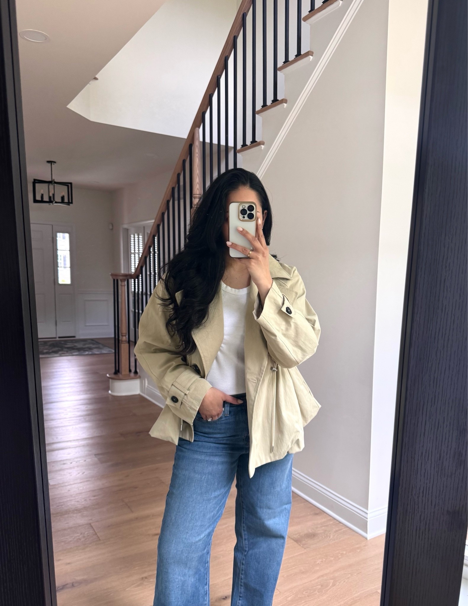 Spring outfit inspo ✨Wearing a short trench coat by @Zara paired with a @jcrew tee and Banana Republic jeans #momstyle #outfitinspo #casualoutfit

zara trench coat
cropped trench coat
affordable fashion
spring outfits 2026
spring fashion
concert outfits
mothers day weekend
mom style
fashionable mom
outfit ideas

#LTKootd #LTKmomlife #LTKdayinmylife
