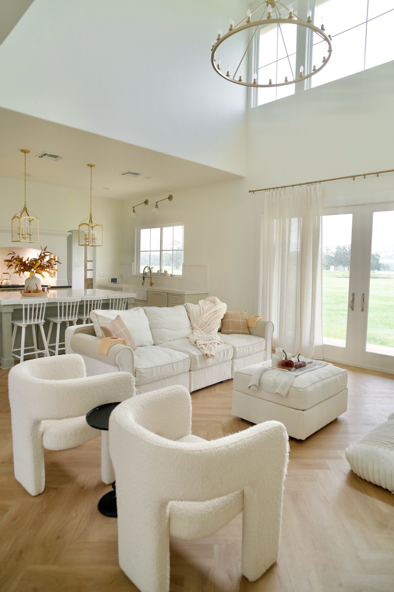 Living room. Fall decor. Living room lighting. Chandelier.

#LTKFallSale #LTKFindsUnder100 #LTKHome