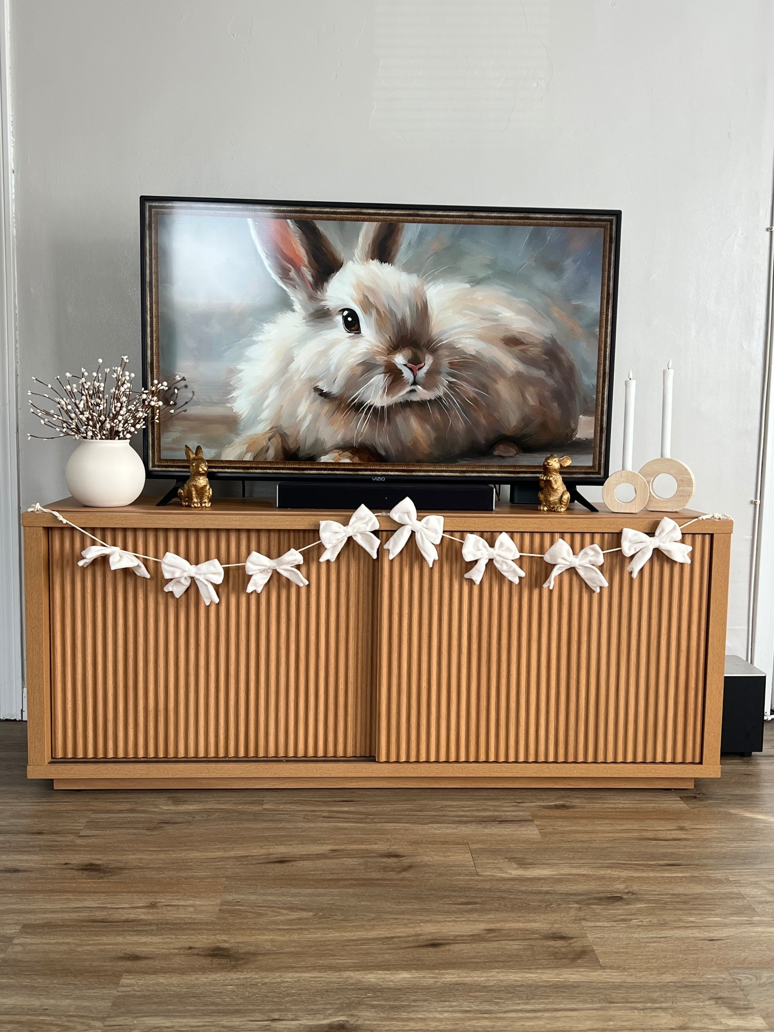 Tv Stand Easter decor🐰🤎

#LTKU #LTKHome #LTKStyleTip