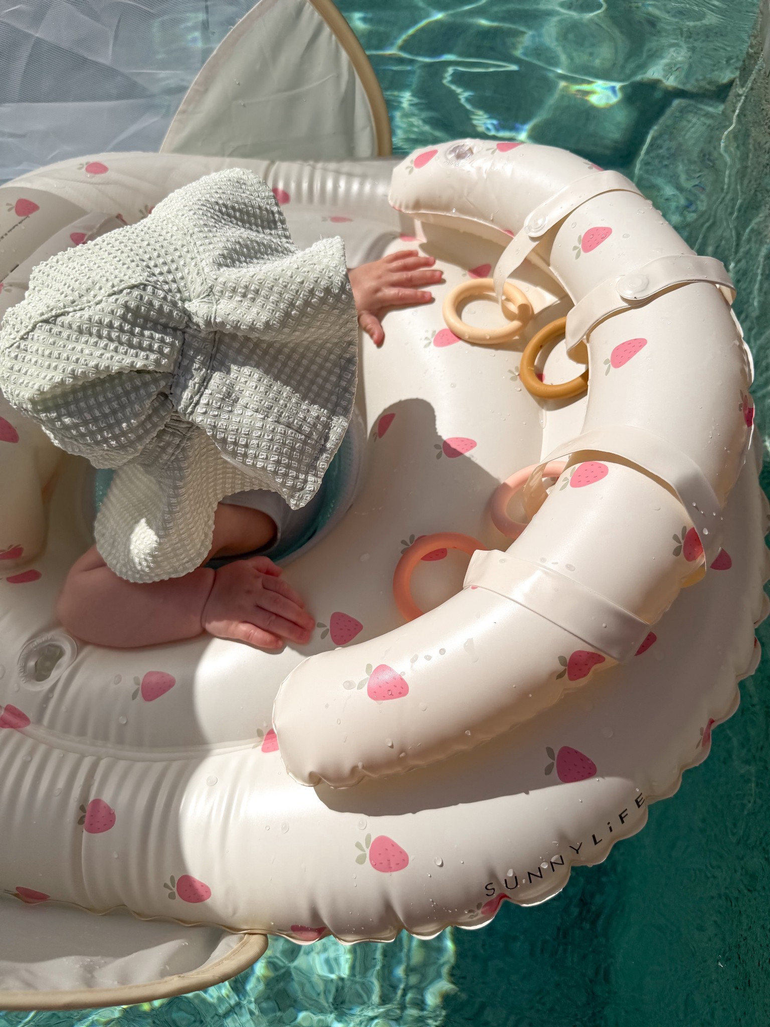 hattie’s pool float 🐠

#LTKmomlife #LTKBaby