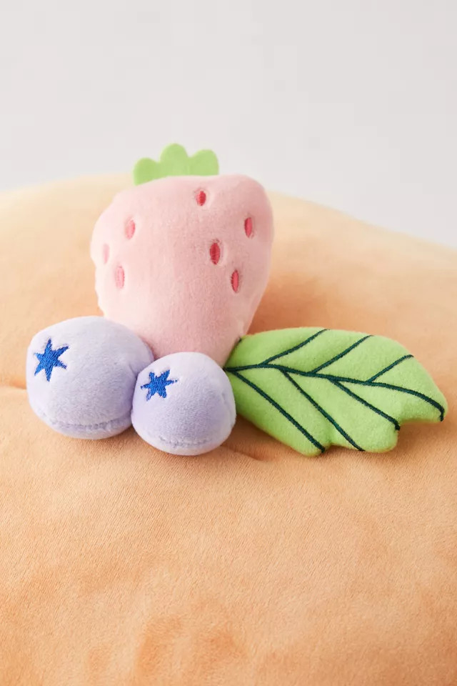 Smoko Souffle Pancake Mochi Plushie | Urban Outfitters (US and RoW)