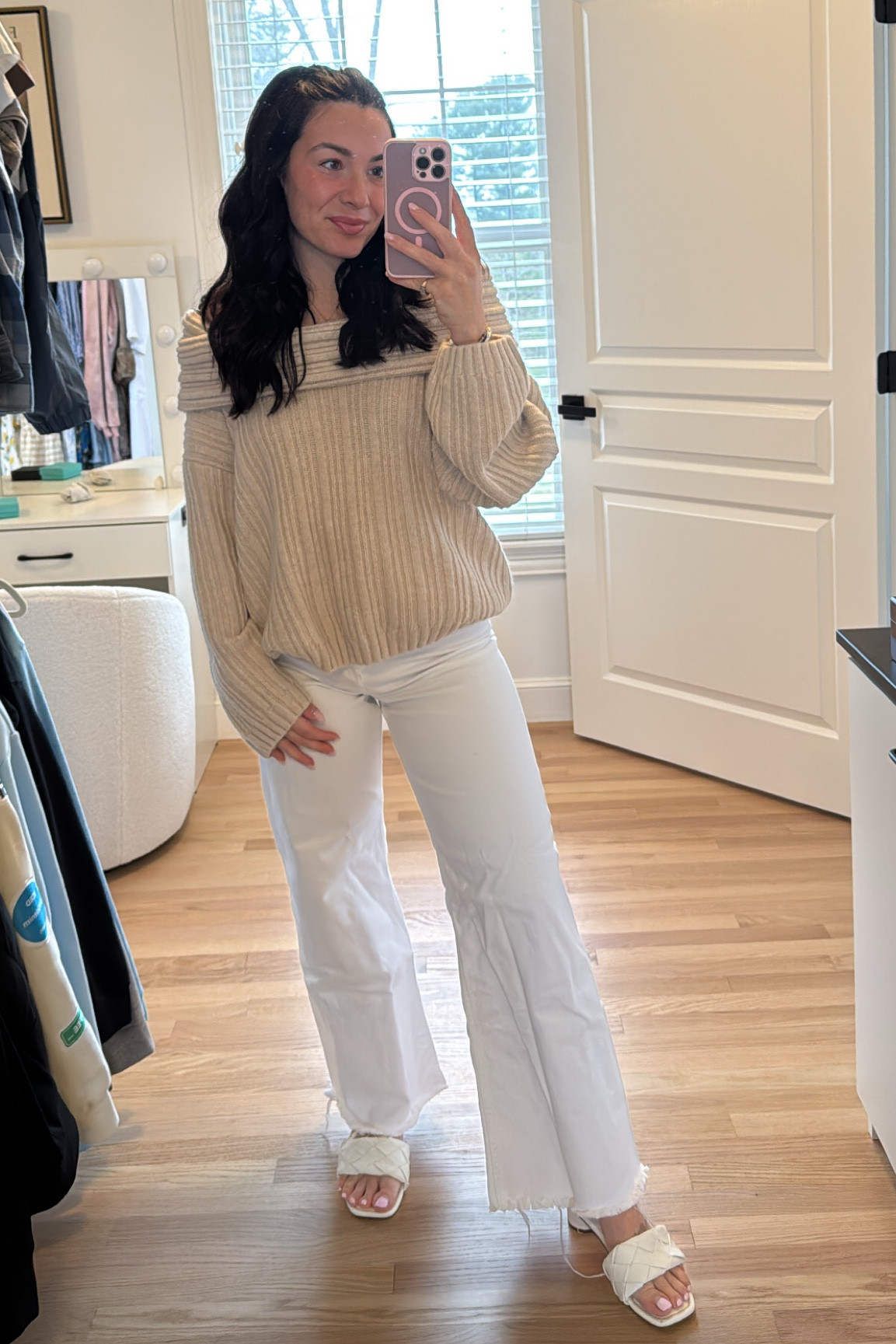 Top: XS
Jeans: curve love 26R

#LTKStyleTip #LTKPetite #LTKSaleAlert