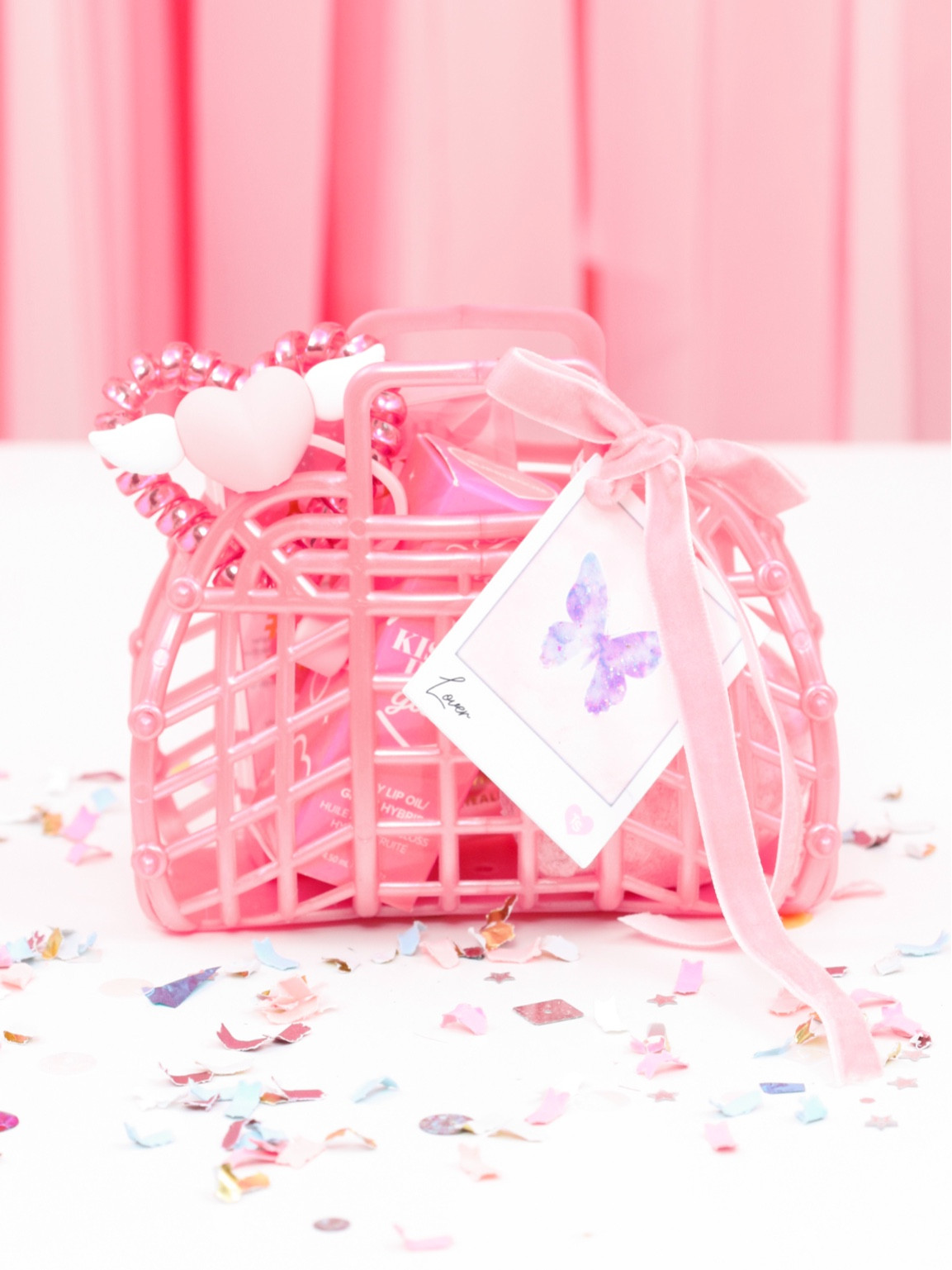 New Mini Jelly Bag Gift Series: Taylor Swift Eras
💗💗
Perfect for Valentines, Easter, birthdays, party favors or just because! SAVE for that special Swiftie!
💗💗
First up, inspired by LOVER. With Swiftie everyday essentials:
💗Stanley straw cover
💗Hair elastic
💗Lip gloss
💗Pimple patches
💗 Luxe bathroom
Which Era do you want to see next?!  SHARE with your fellow Swifties!
FOLLOW along for more Eras gift ideas! 💗 💗 #valentinesday #galentinesday #taylorswiftvalentines #valentinesgifts #valentinesdaygiftideas #swifties#valentinesgiftideas #valentinegiftbasket #giftbasketideas #valentinesgift #taylorswiftparty #taylorswiftgiftideas


#LTKGiftGuide #LTKparties #LTKkids