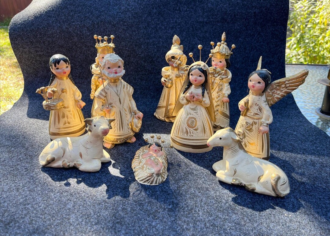 10pc Vintage Mexican Tonala Hand Painted-8" tall- Clay Nativity Set - Ivory & Gold-Beautiful deta... | Etsy (US)