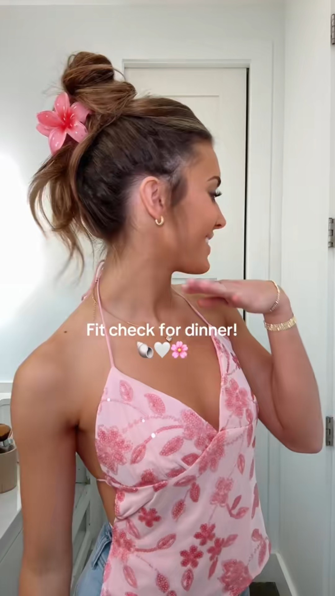 Outfit links! Love this top for a beach vacation!🏝️🌸🐚

#LTKTravel #LTKFindsUnder50 #LTKootd