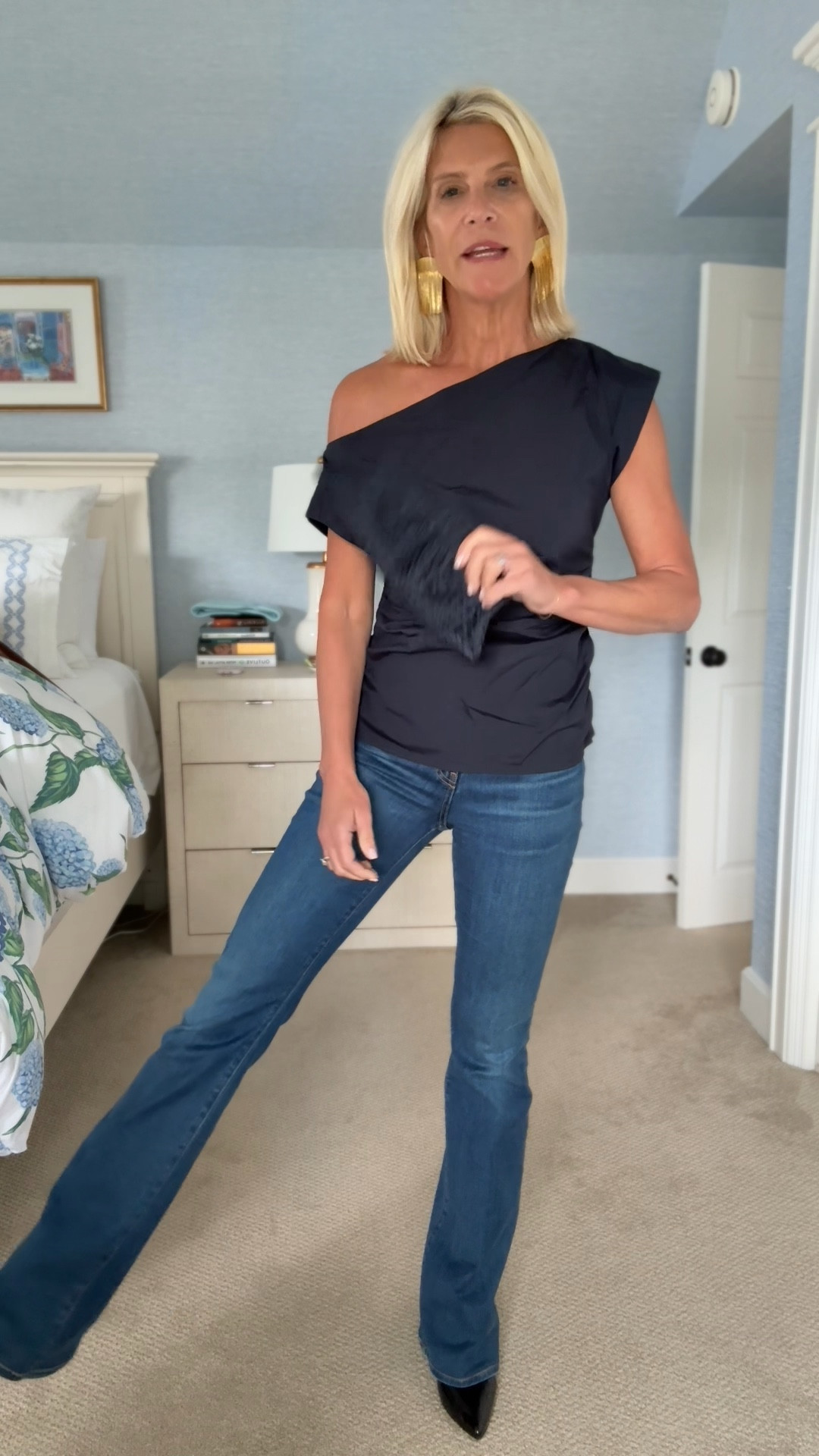 Yes to the best date night too EVER!  I’m in a size 2 and it’s a tiny bit big. My fav Veronica beard jeans and my Inez black patent leather pumps.  I also threw on a big pair of earrings instead of a necklace. This is a MUST and it’s on sale! 

#LTKStyleTip #LTKSaleAlert #LTKOver40