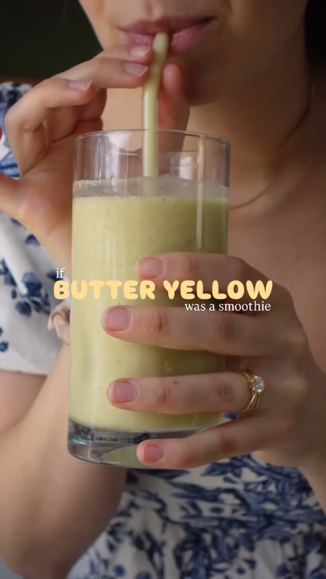 BUTTER YELLOW SMOOTHIE 💛🌼🍌📌
everyone’s obsesssssing over butter yellow so i figured why not take this trending colour and turn it into a fun yellow smoothie ✨

pineapple, mango, banana, @manitobaharvest hemp hearts, @vitacoco coconut water, @goodprotein orange cream pop protein powder, shredded coconut 

#butteryellow #smoothierecipe #smoothieinspo

#LTKfitness #LTKcanada