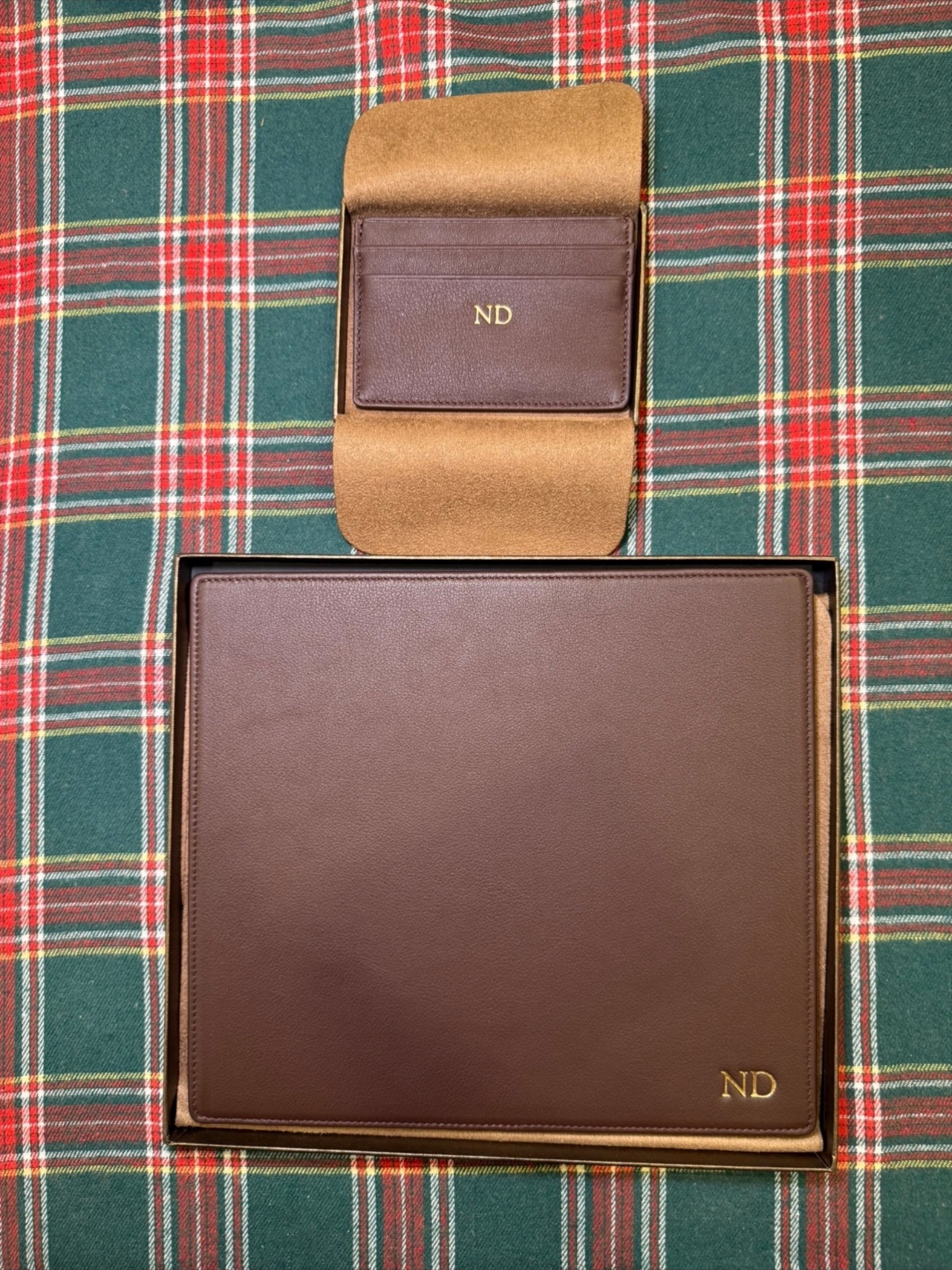 Gifts for him 
Gifts for her 
Black Friday 

#LTKCyberWeek #LTKGiftGuide #LTKHoliday