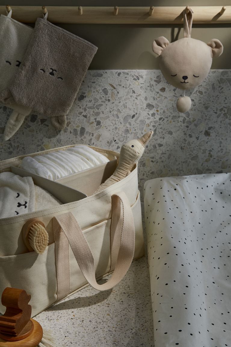 Cotton canvas changing bag | H&M (UK, MY, IN, SG, PH, TW, HK)