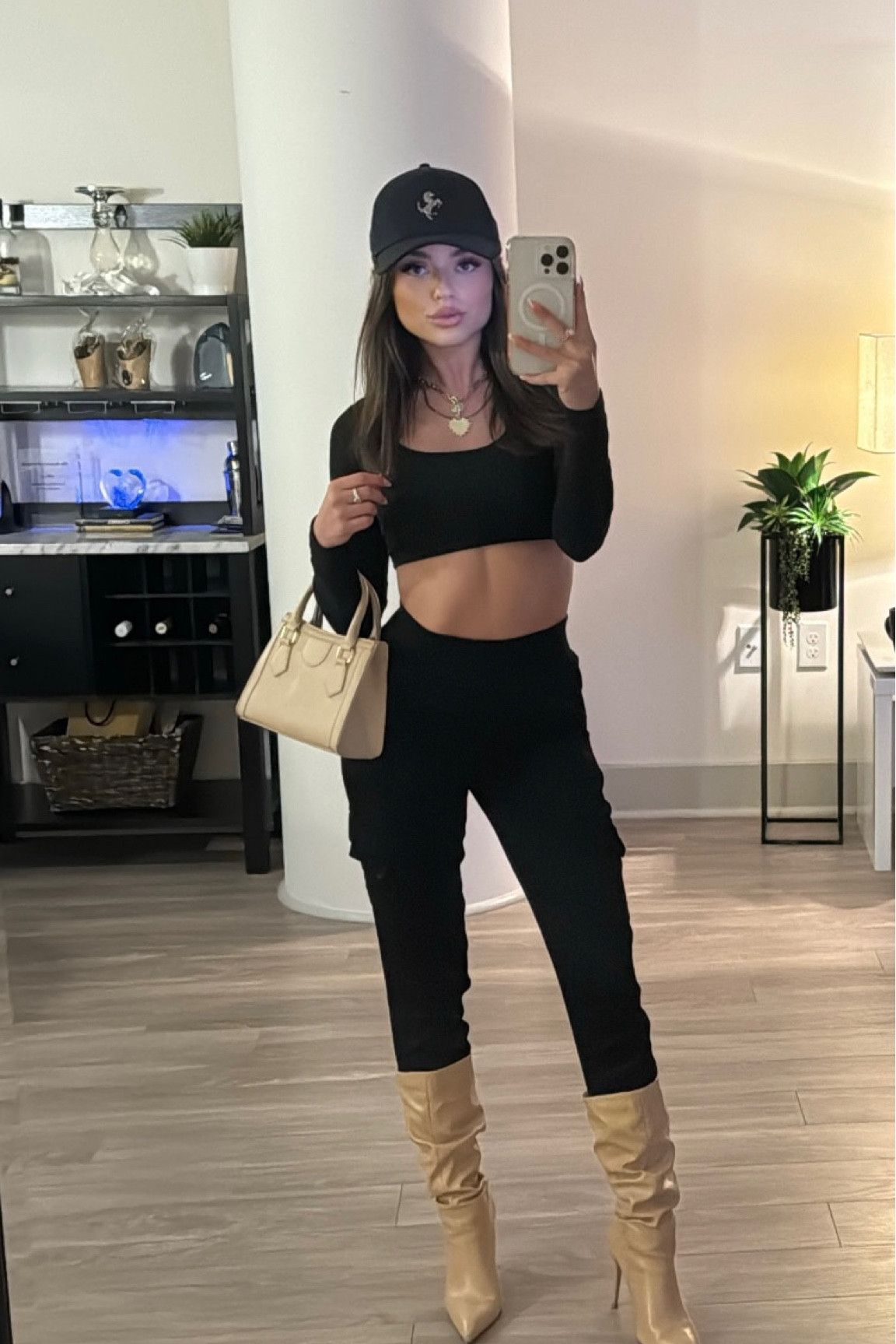 Love a black and tan fit! Hat is Ferrari 

#LTKstyletip #LTKActive #LTKfindsunder50