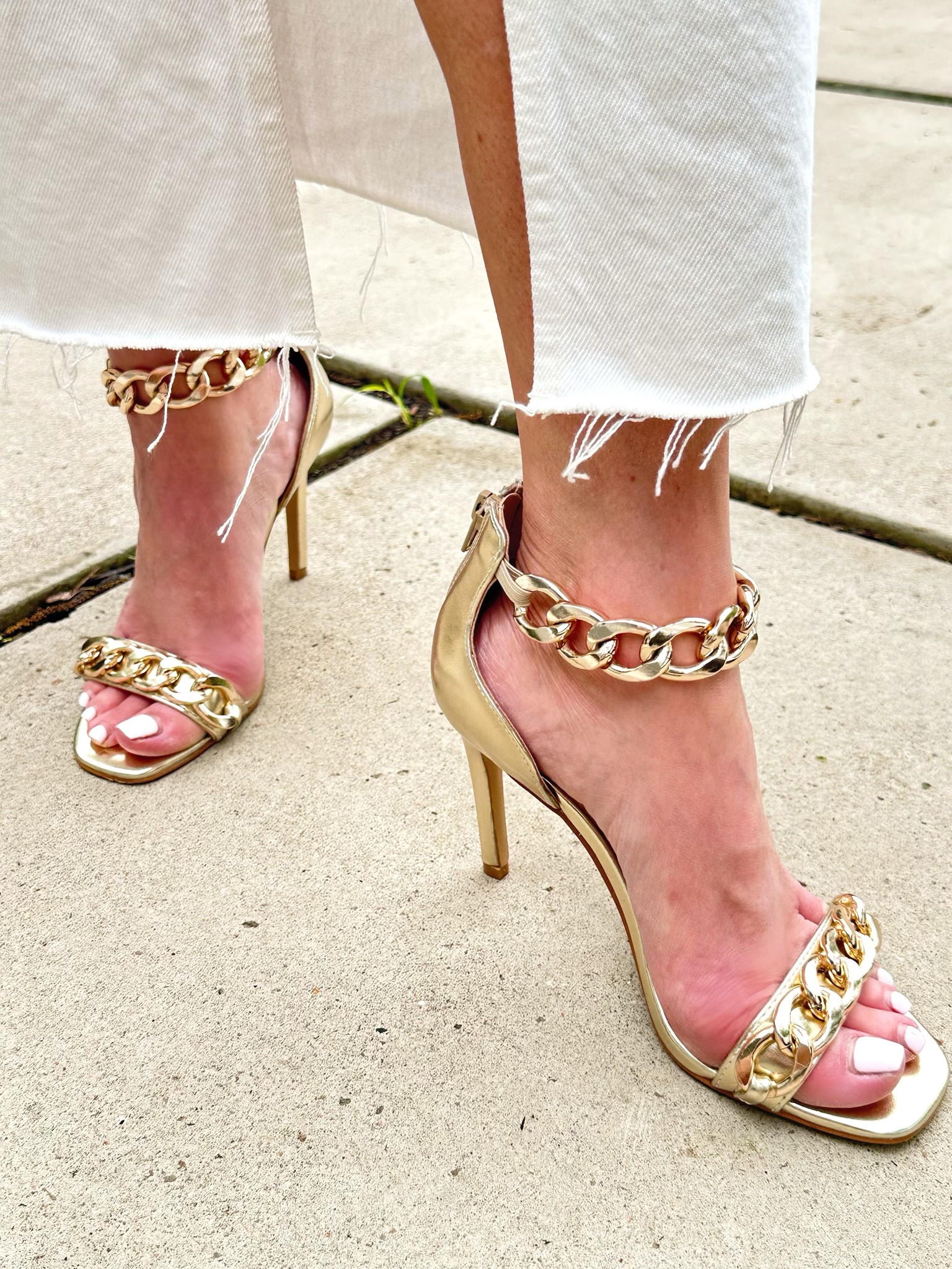 Love a good chain link accessory! These are comfy too with memory foam! Use code MOM to get them for only $53!  #ltkshoes