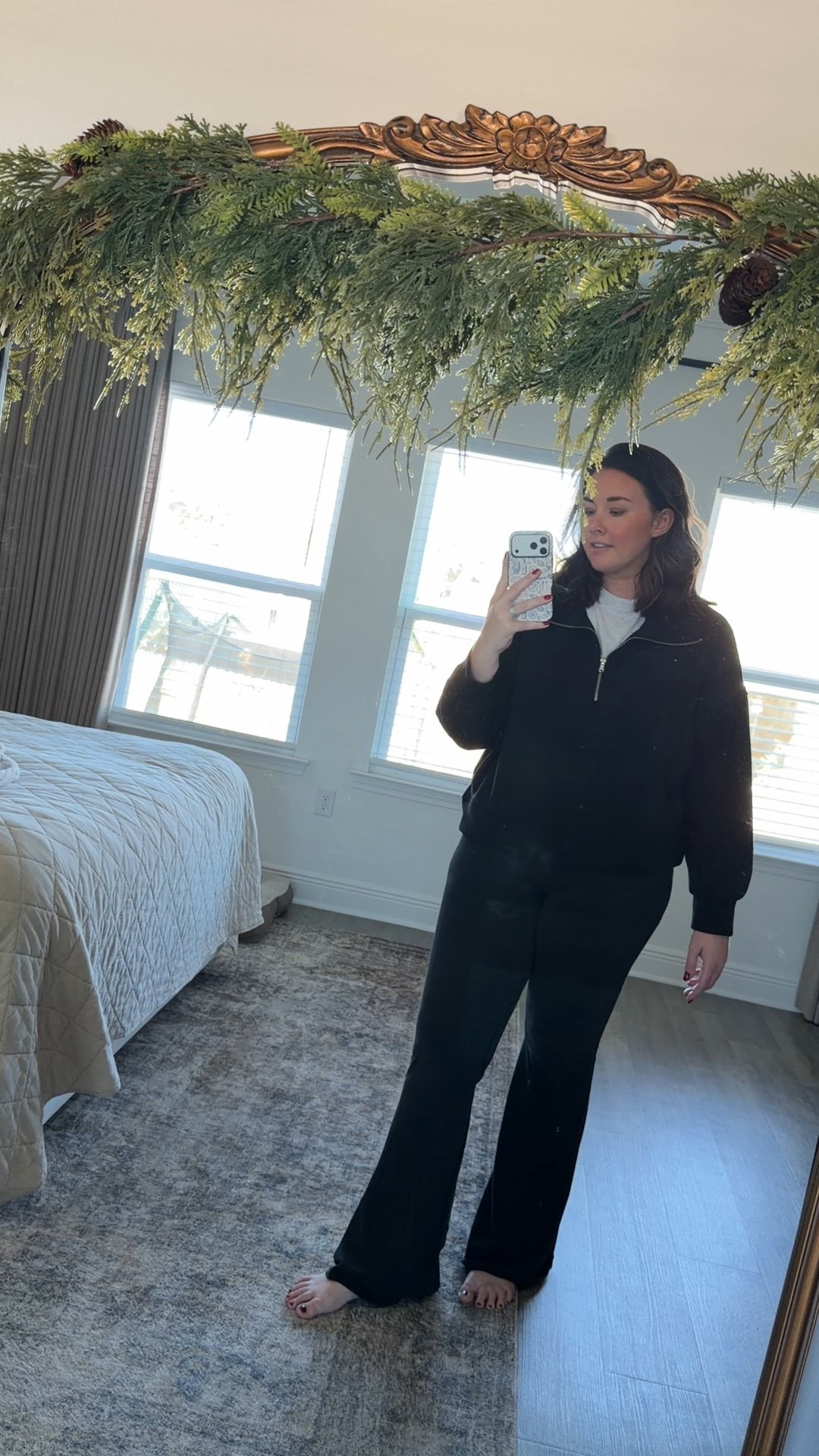 My favorite Old Navy buttery soft sweatshirts! I’m wearing an XL and am 5’11 #oldnavy #athleisure

#LTKCyberWeek #LTKTall #LTKHoliday